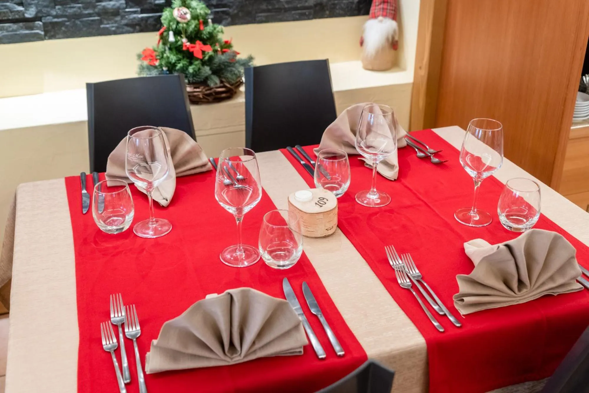 Restaurant/places to eat in Negritella Sweet Hotel