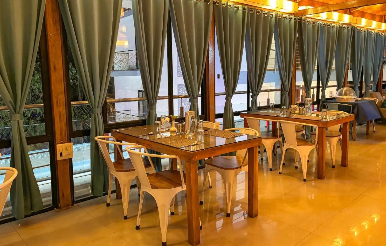 Restaurant/places to eat in Nitya Resort, Calangute