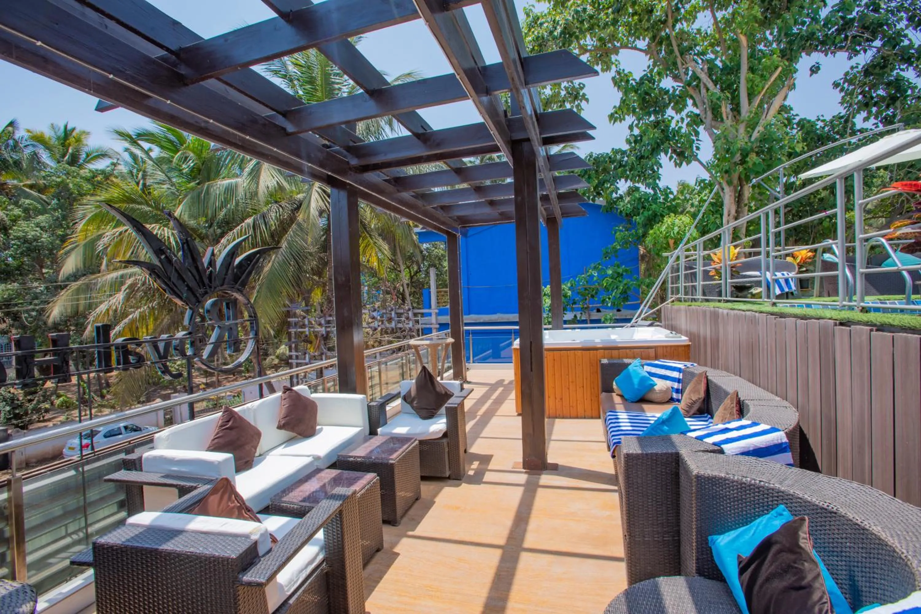 Restaurant/places to eat in Nitya Resort, Calangute