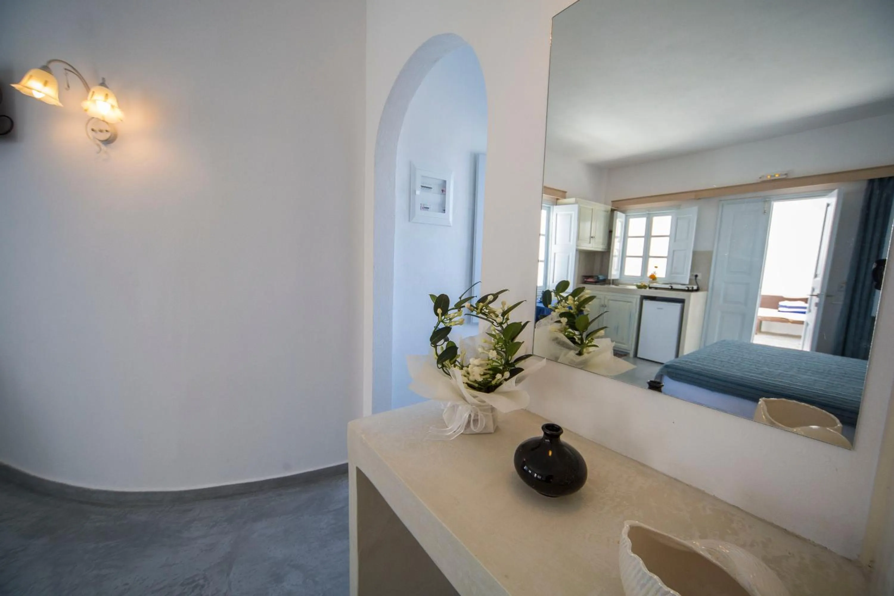 Decorative detail in Ianthe Apartments & Villa