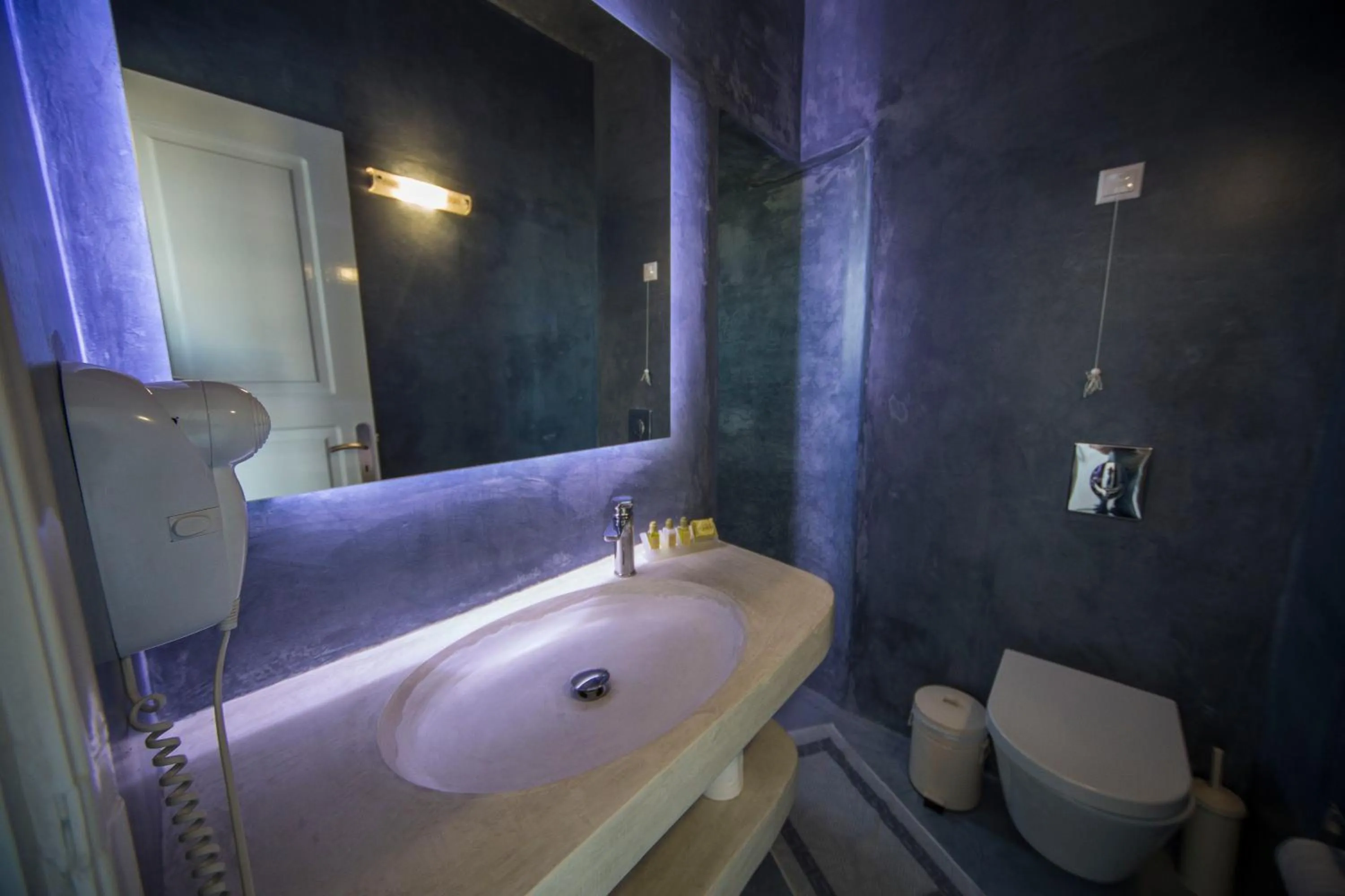 Bathroom in Ianthe Apartments & Villa