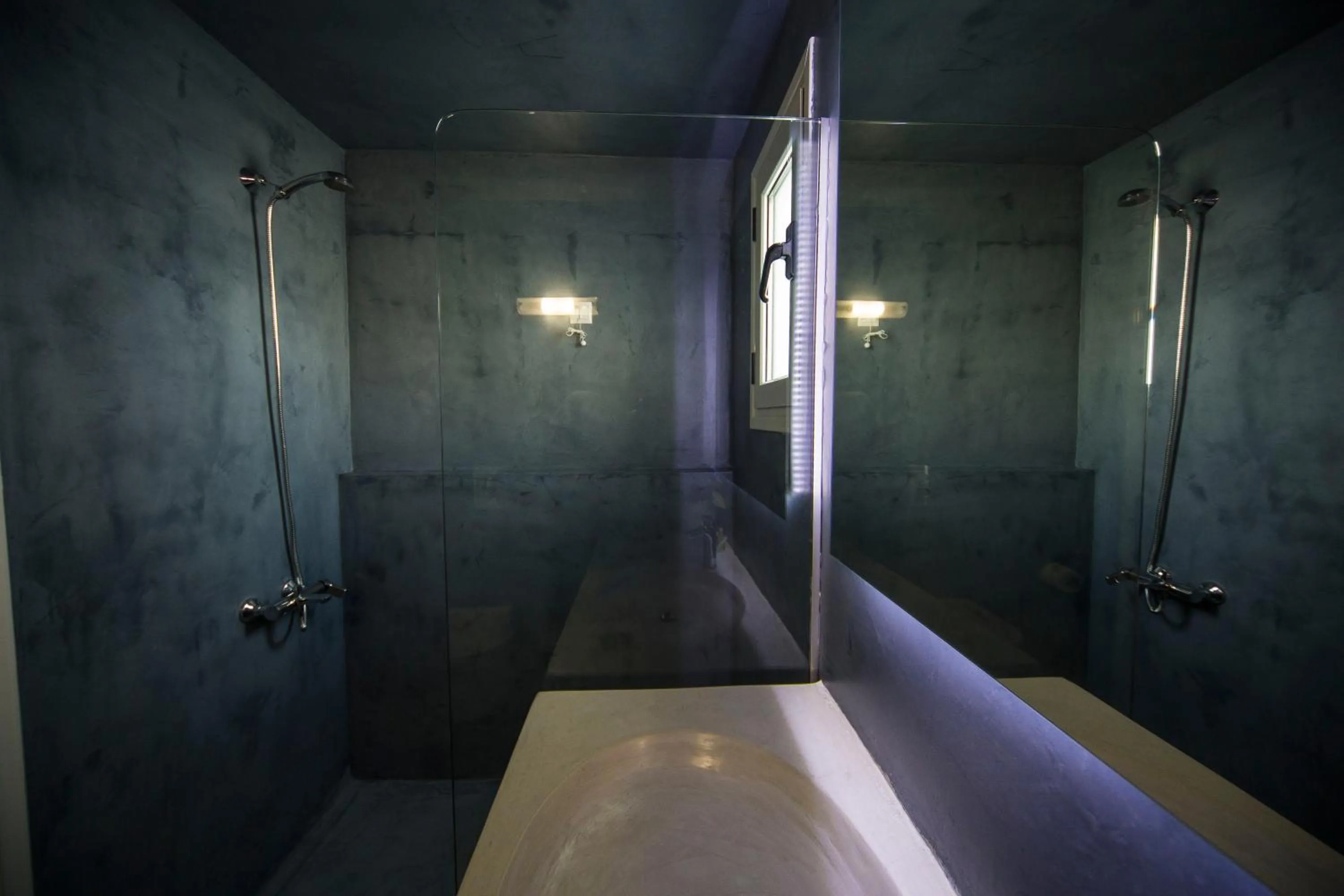 Bathroom in Ianthe Apartments & Villa