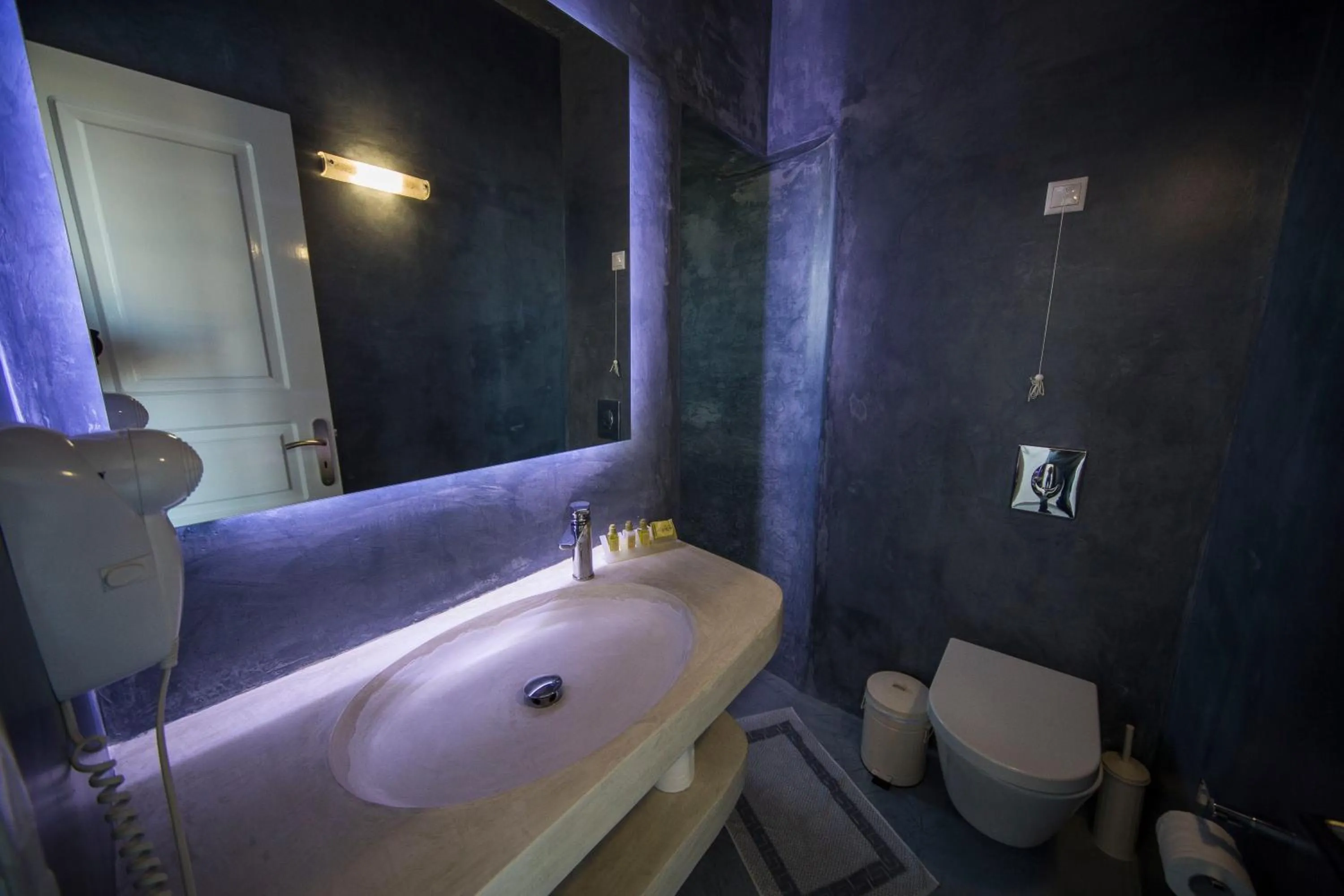 Bathroom in Ianthe Apartments & Villa