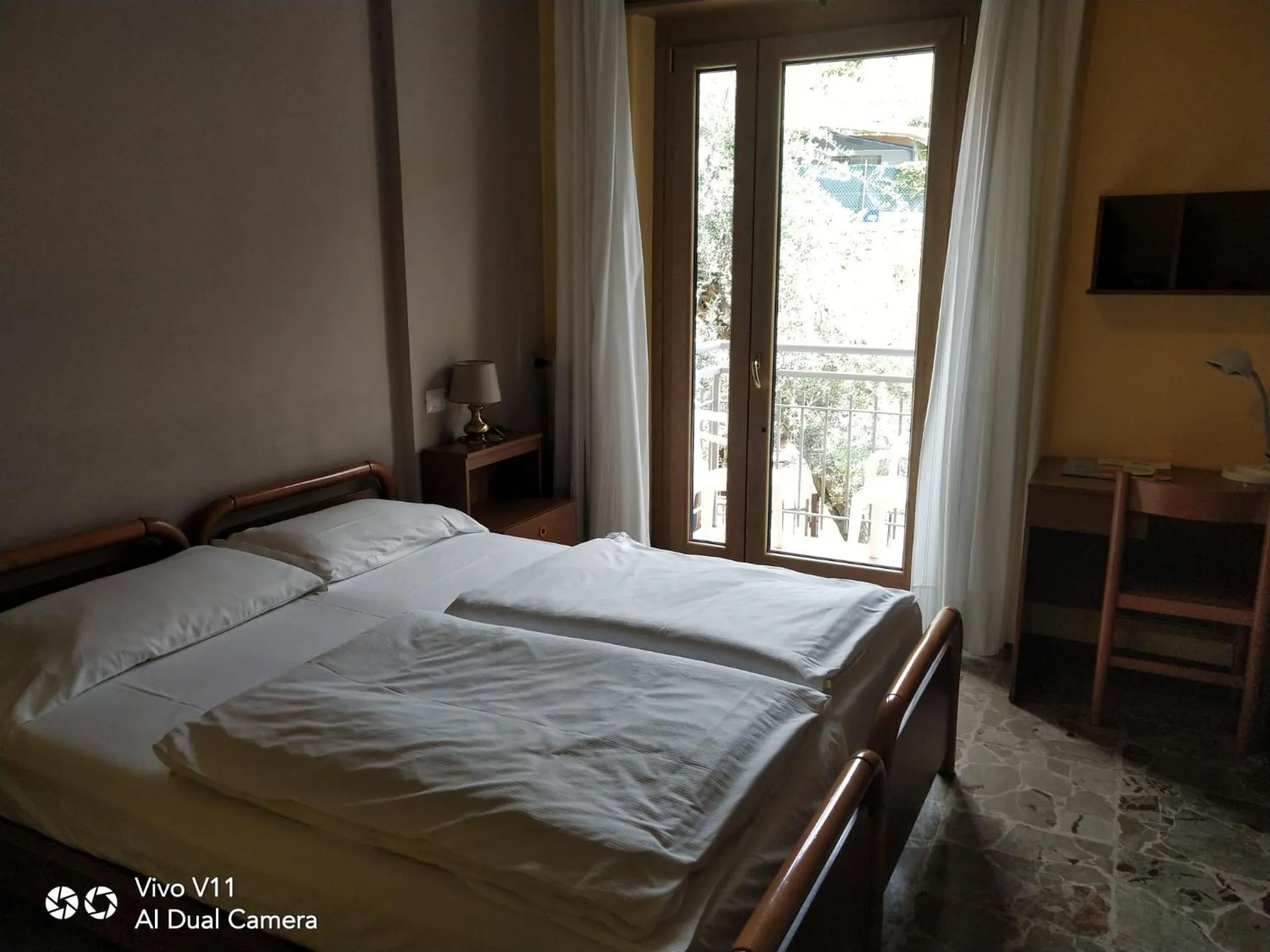 Bedroom, Bed in Hotel Garden