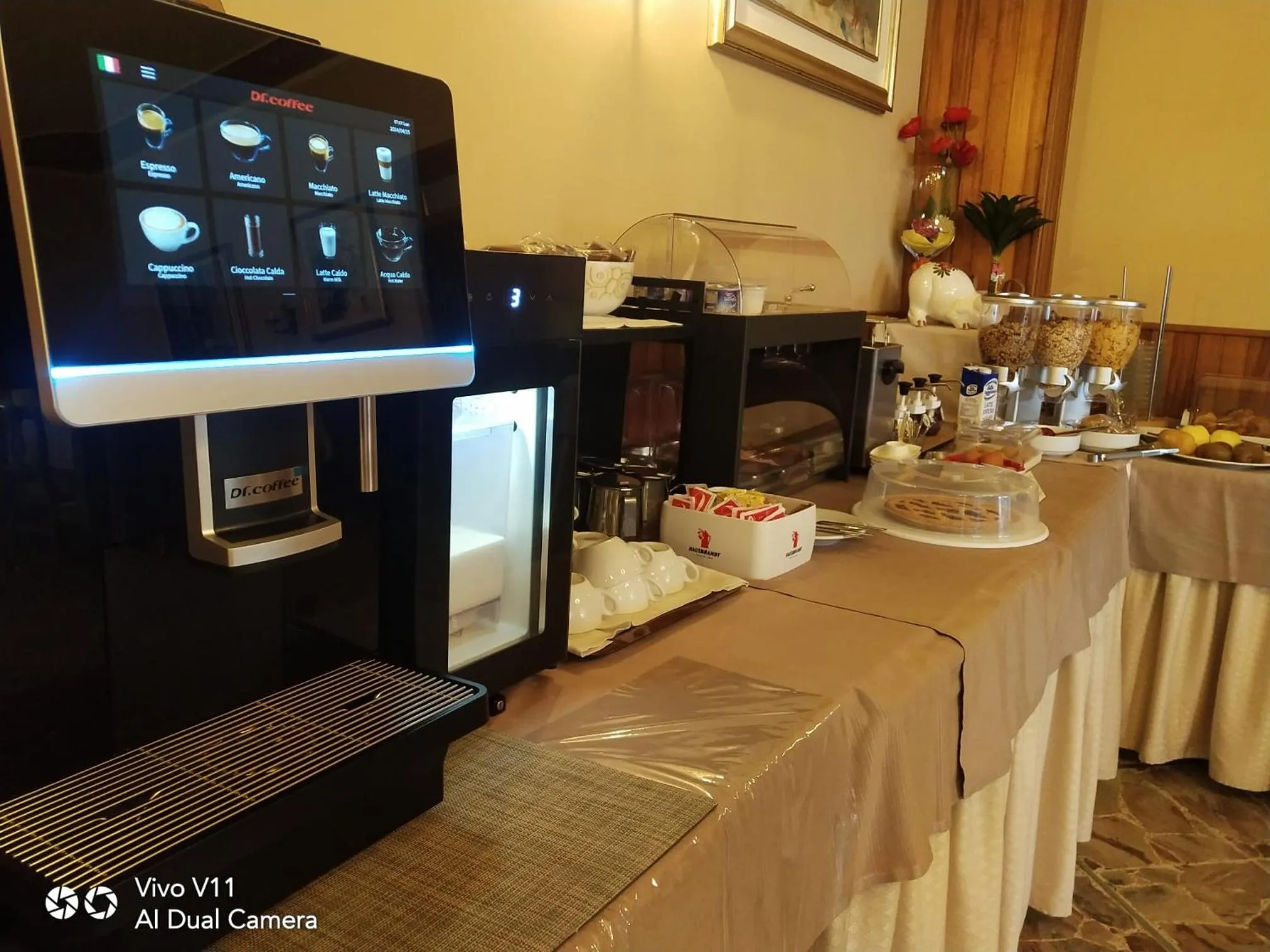 Buffet breakfast in Hotel Garden