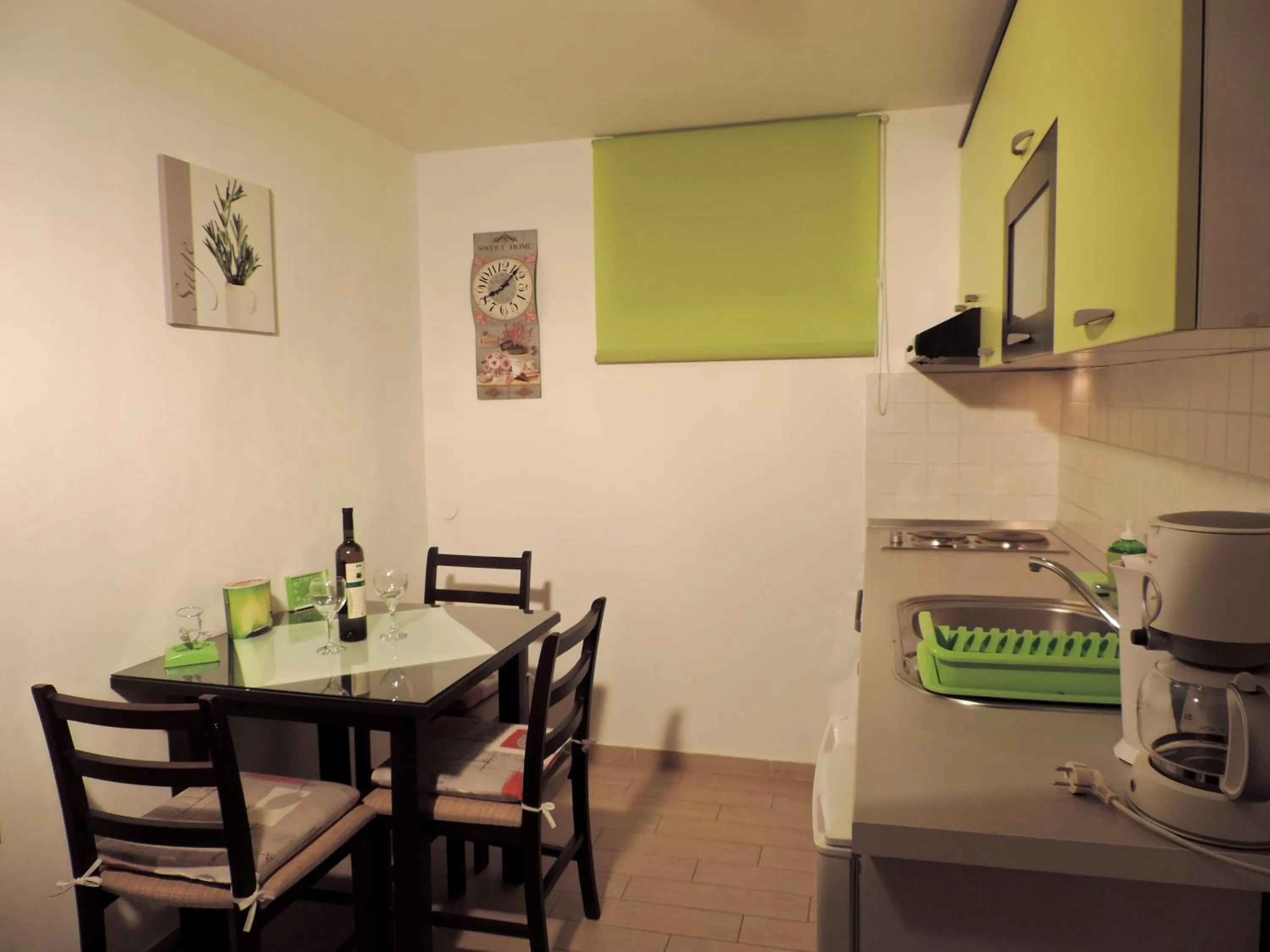 Dining area in Apartments Lana