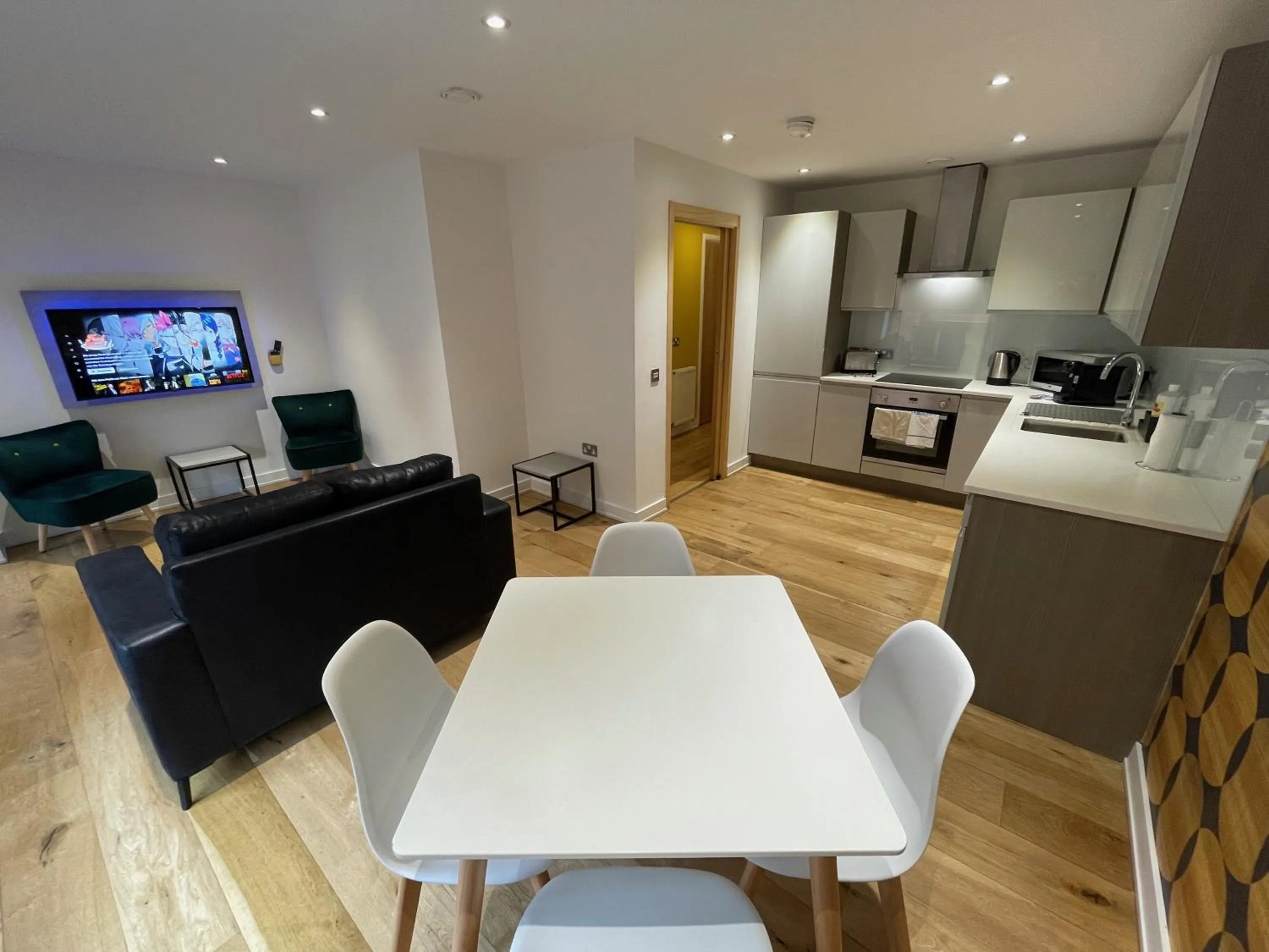 TV and multimedia in Quay Apartments Manchester