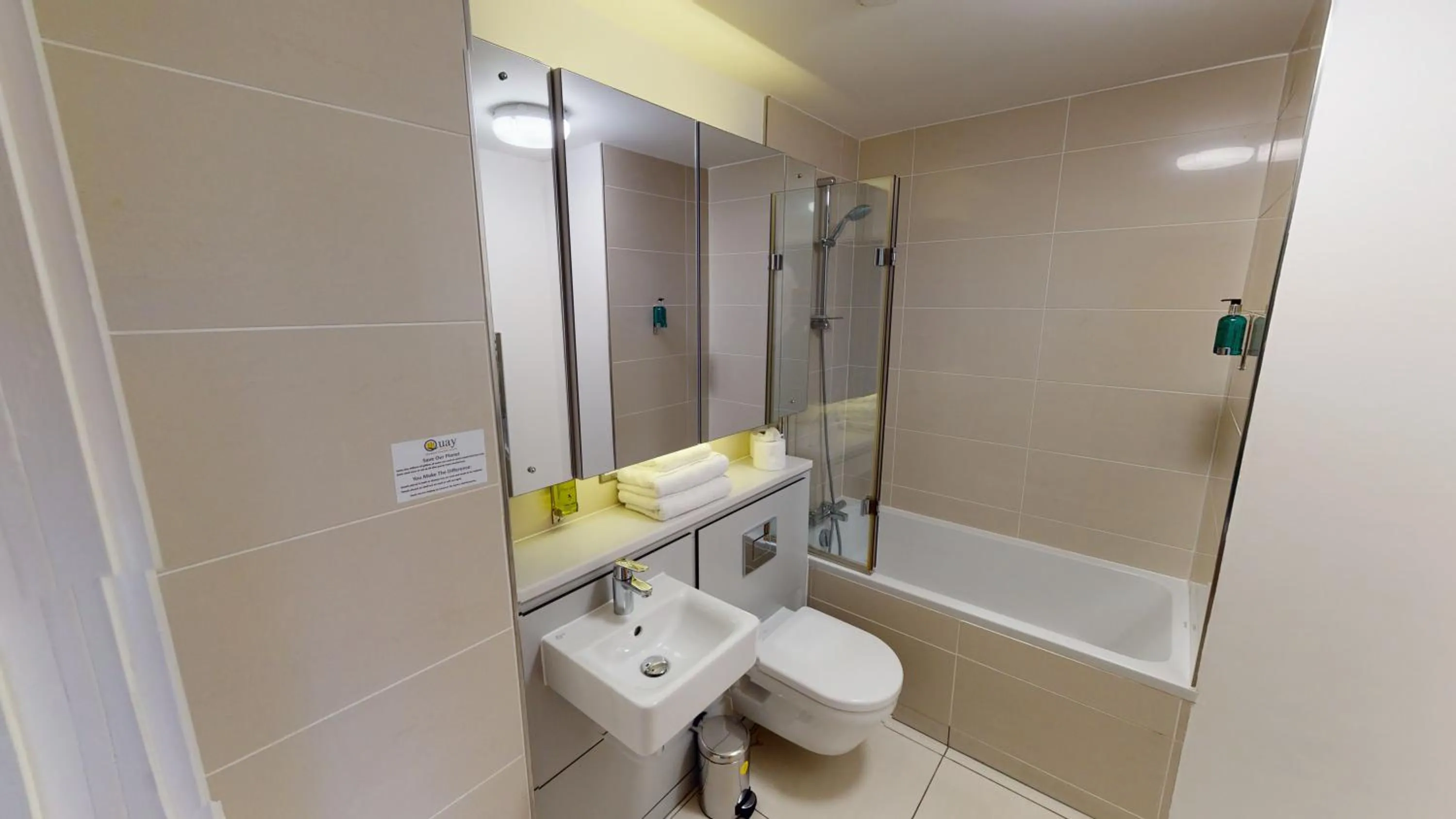 Bathroom in Quay Apartments Manchester