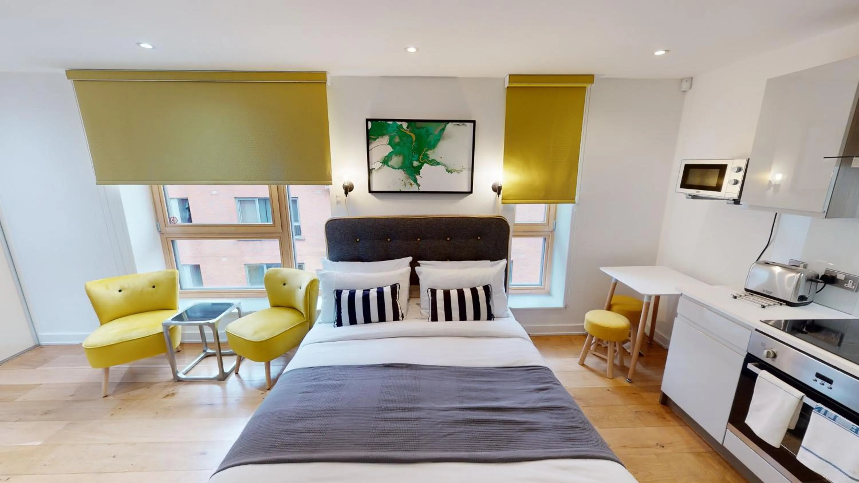 Bed in Quay Apartments Manchester