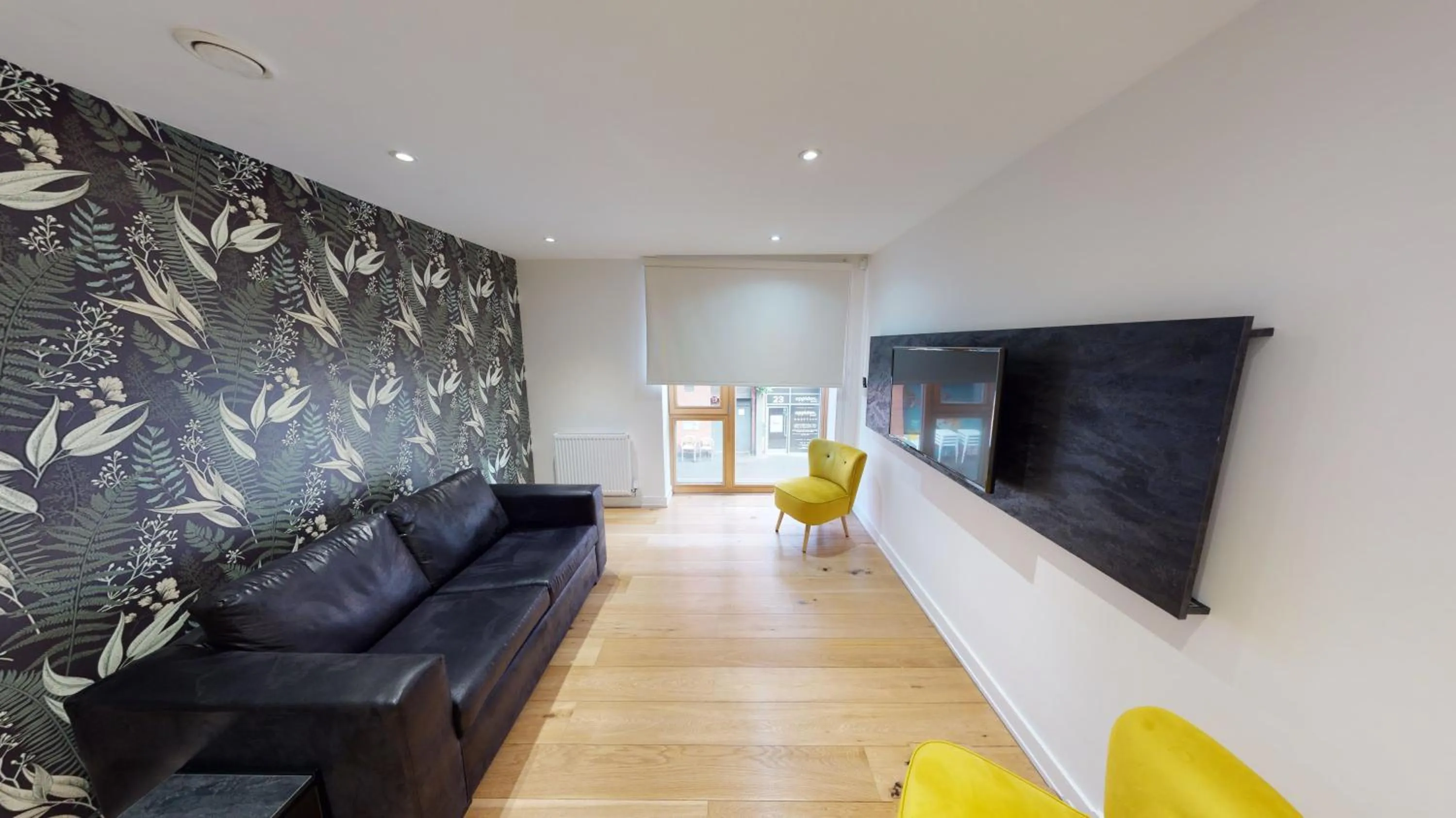 TV and multimedia in Quay Apartments Manchester