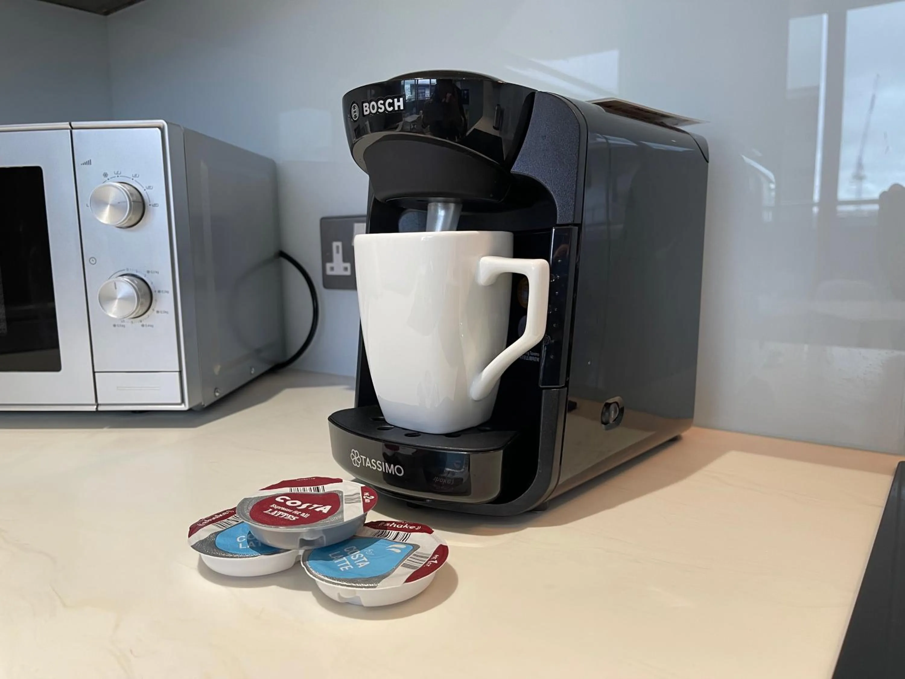 Coffee/tea facilities in Quay Apartments Manchester