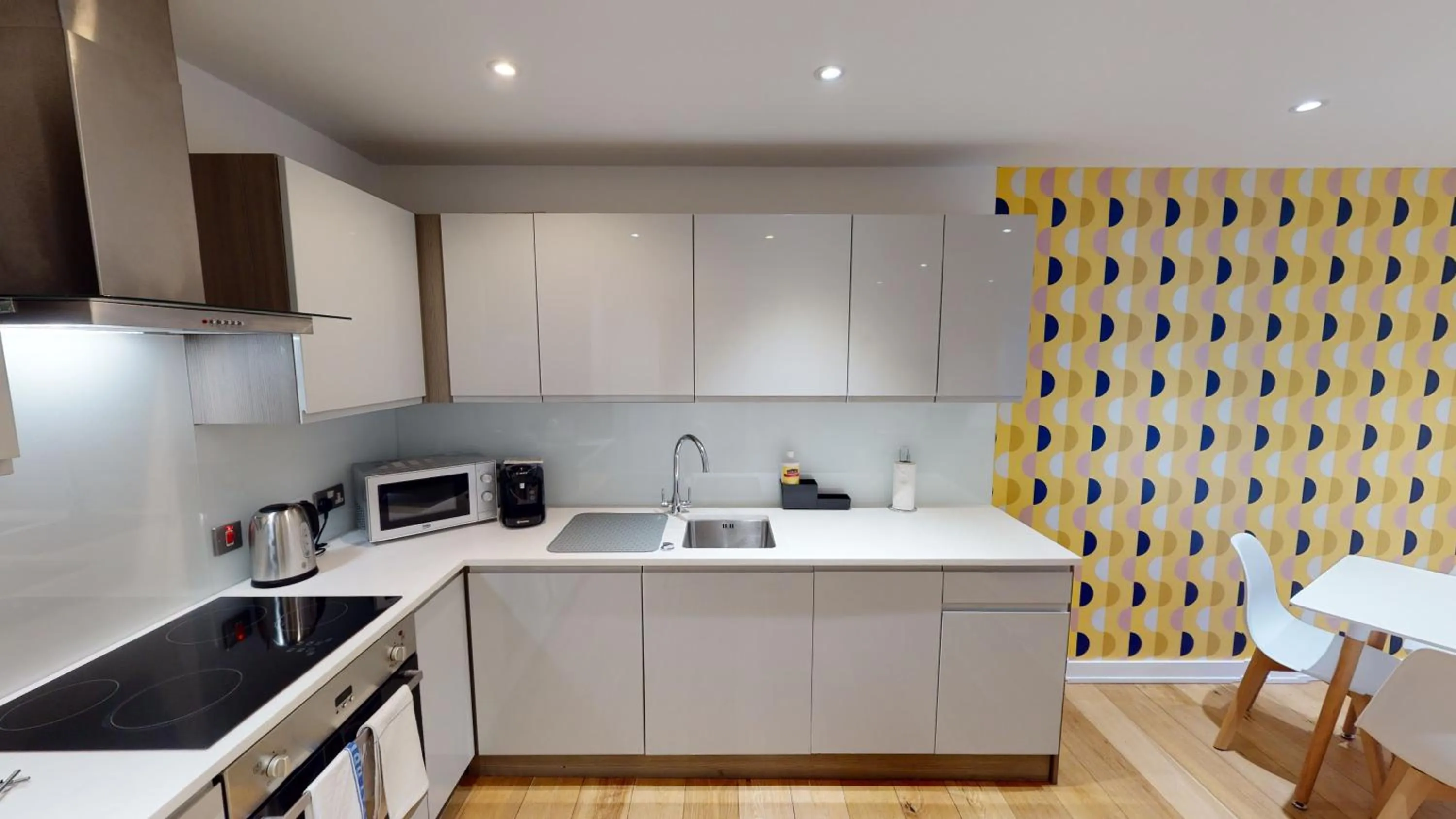 Kitchen or kitchenette in Quay Apartments Manchester