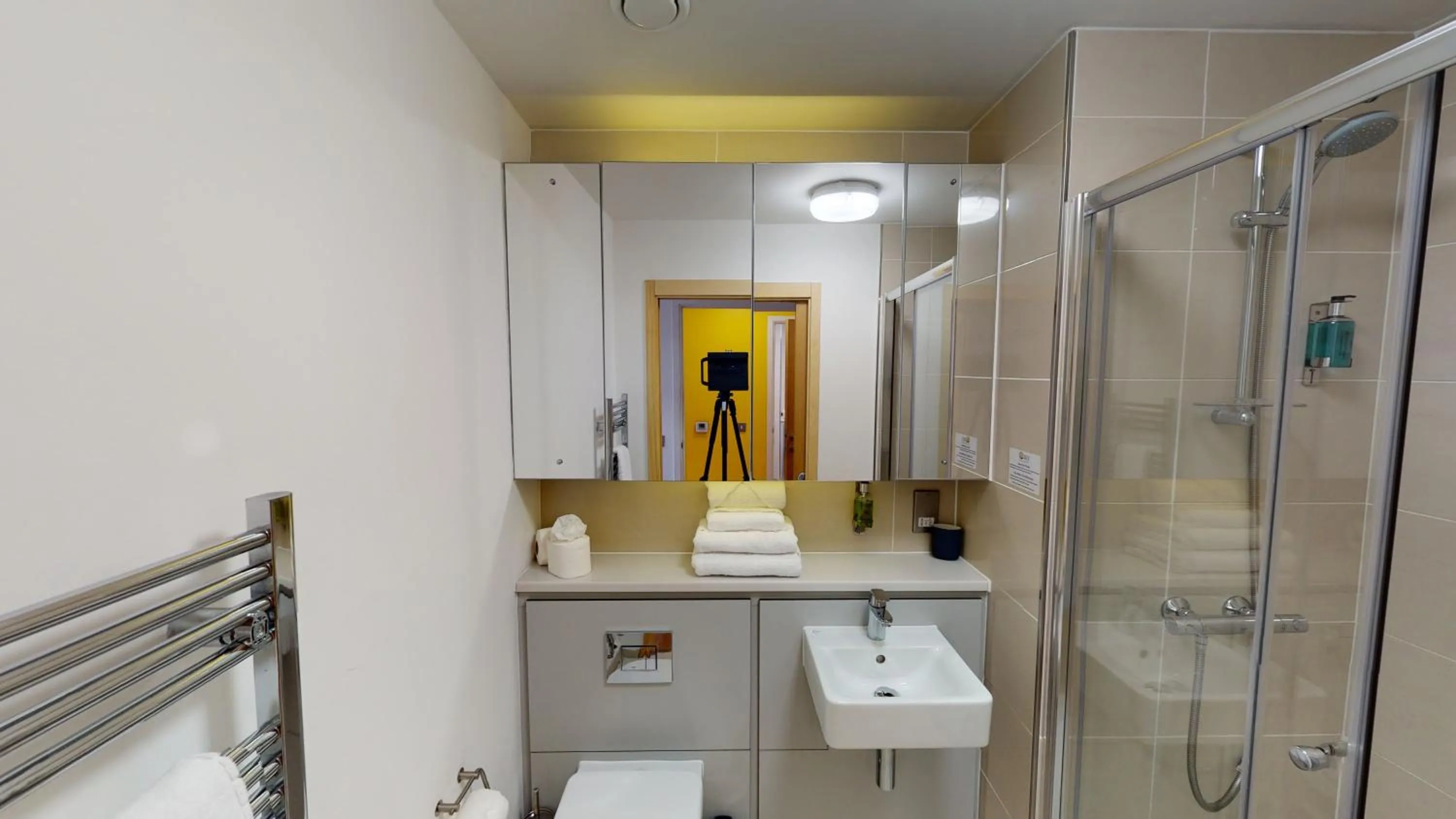 Shower in Quay Apartments Manchester