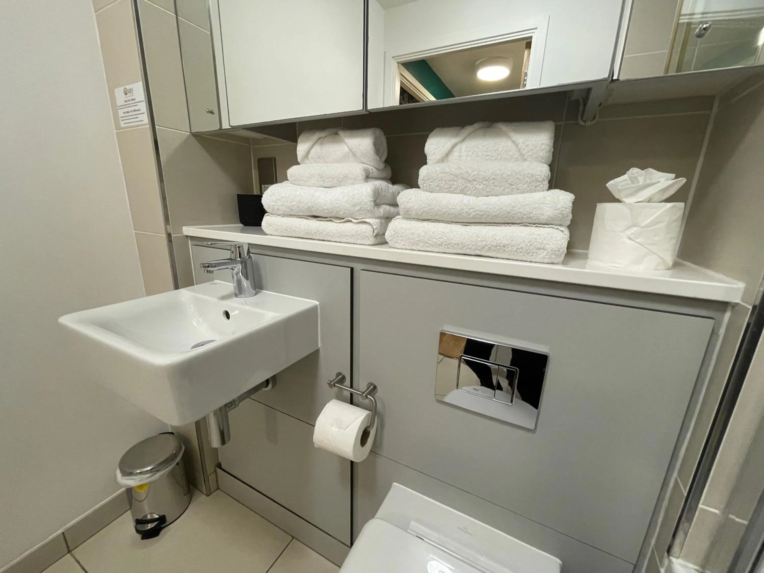 Toilet in Quay Apartments Manchester