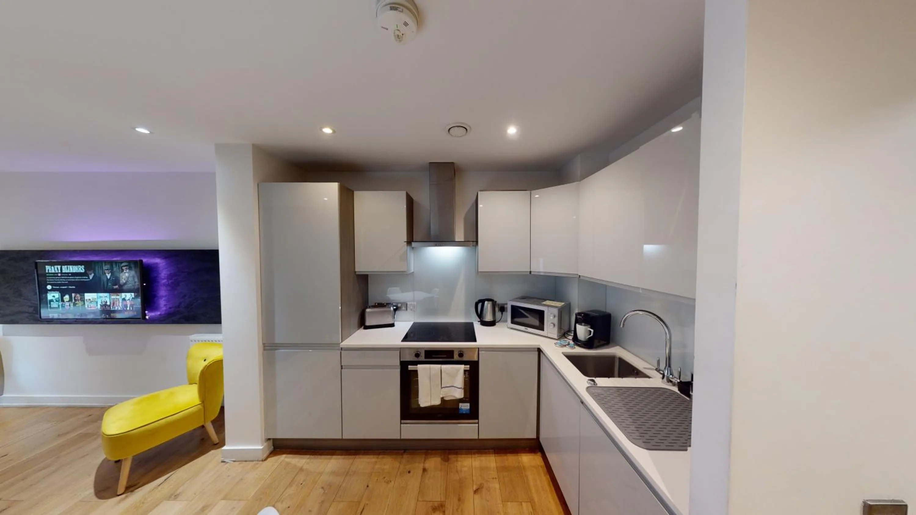 Coffee/tea facilities in Quay Apartments Manchester