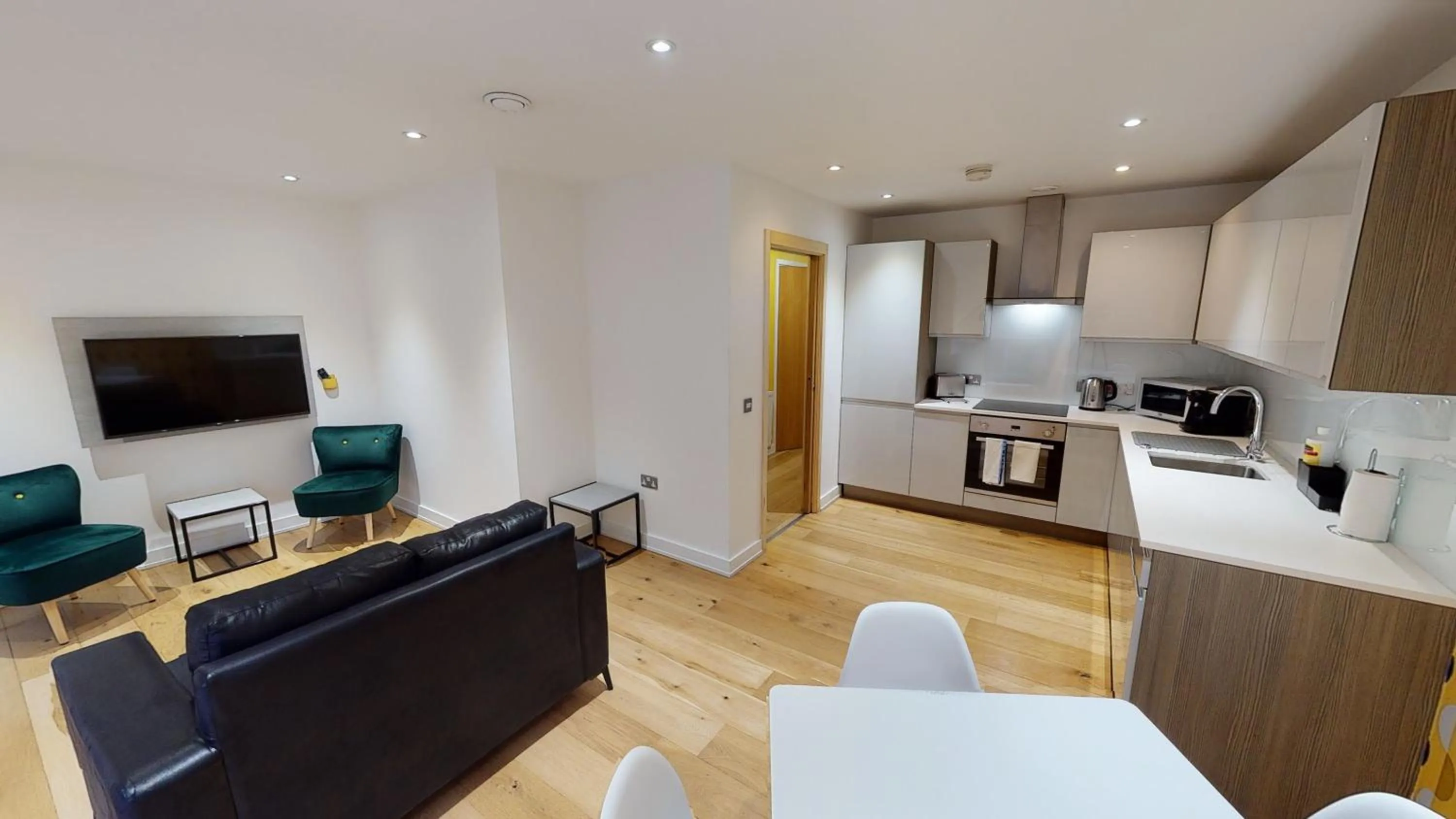 TV and multimedia in Quay Apartments Manchester