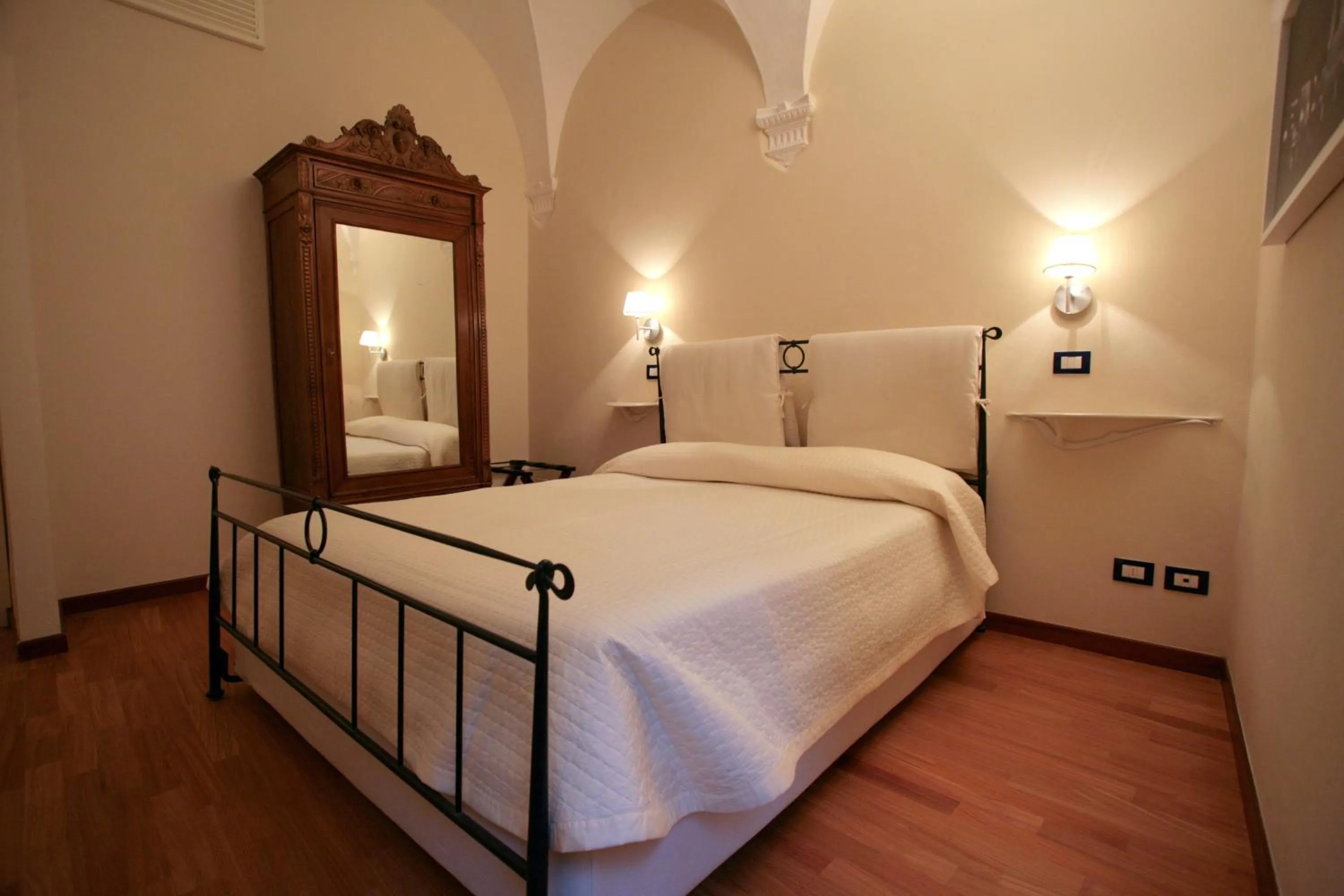 Bedroom, Bed in B&B Quattro Cantoni