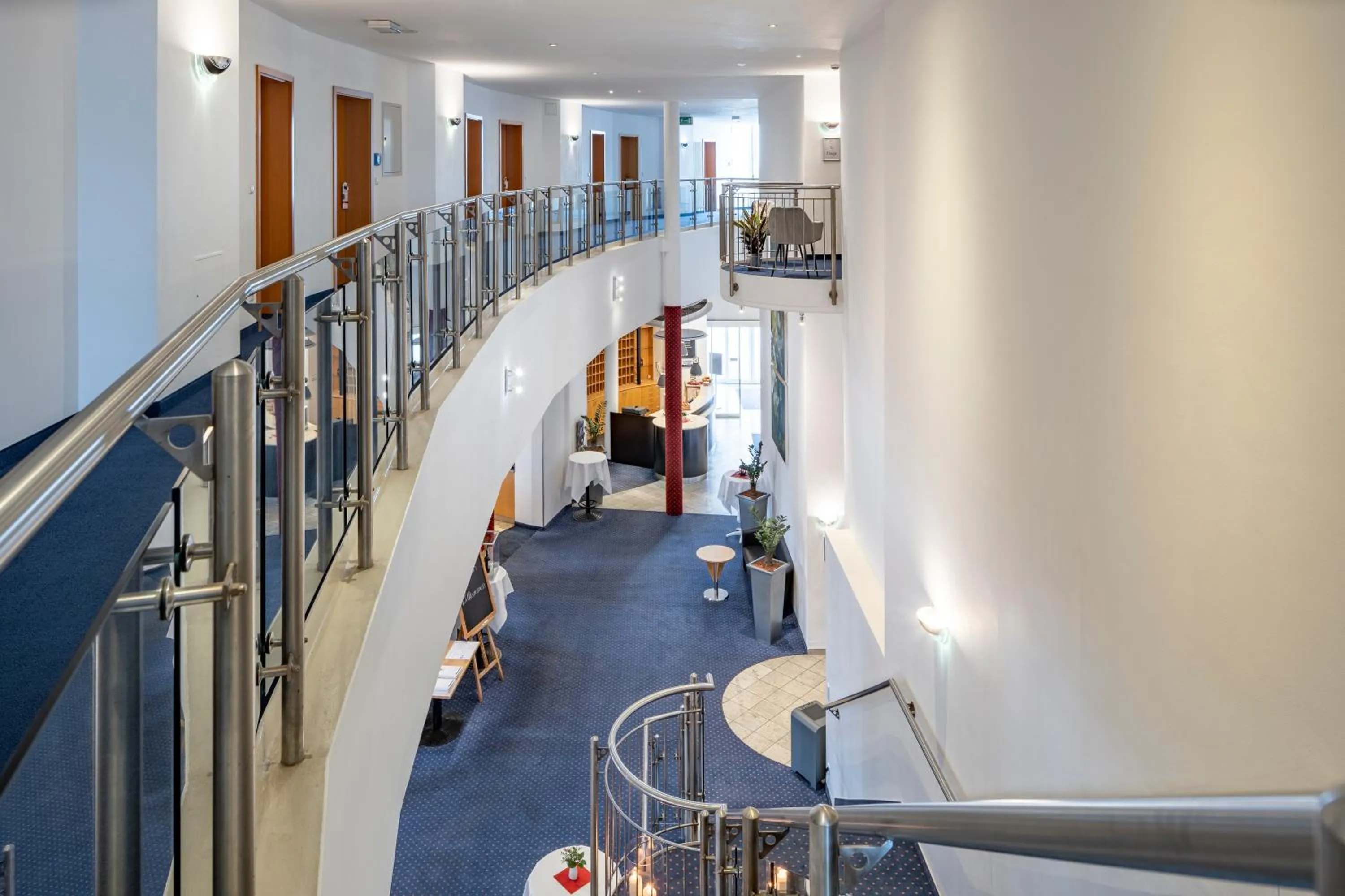 Lobby or reception in Hotel Belmondo Leipzig Airport