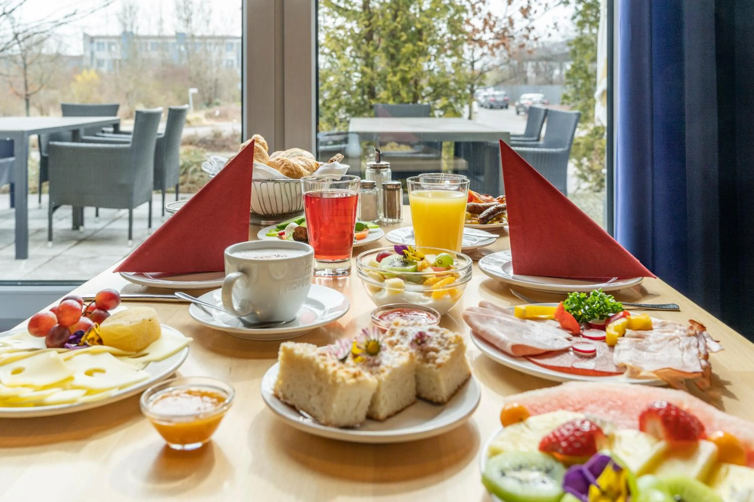 Breakfast in Hotel Belmondo Leipzig Airport