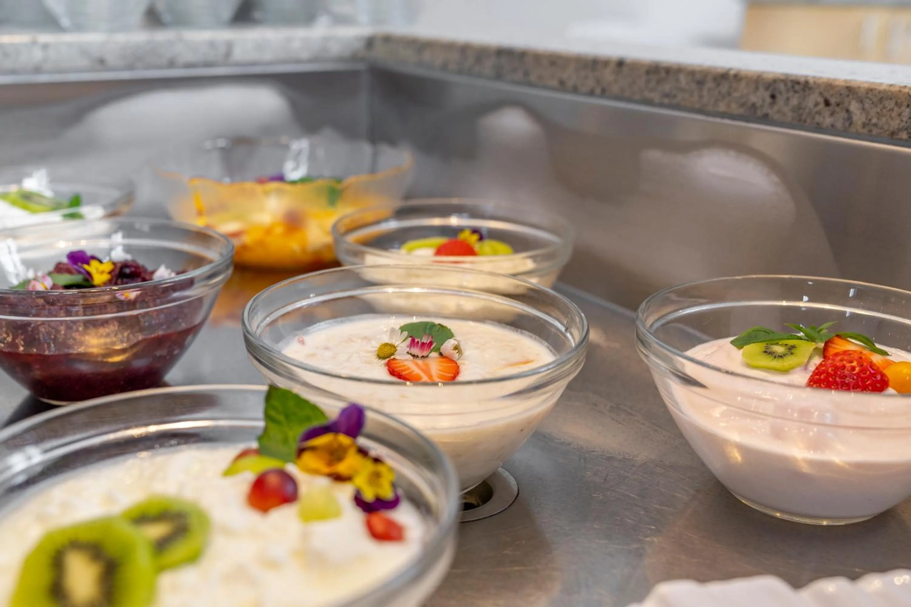 Buffet breakfast in Hotel Belmondo Leipzig Airport