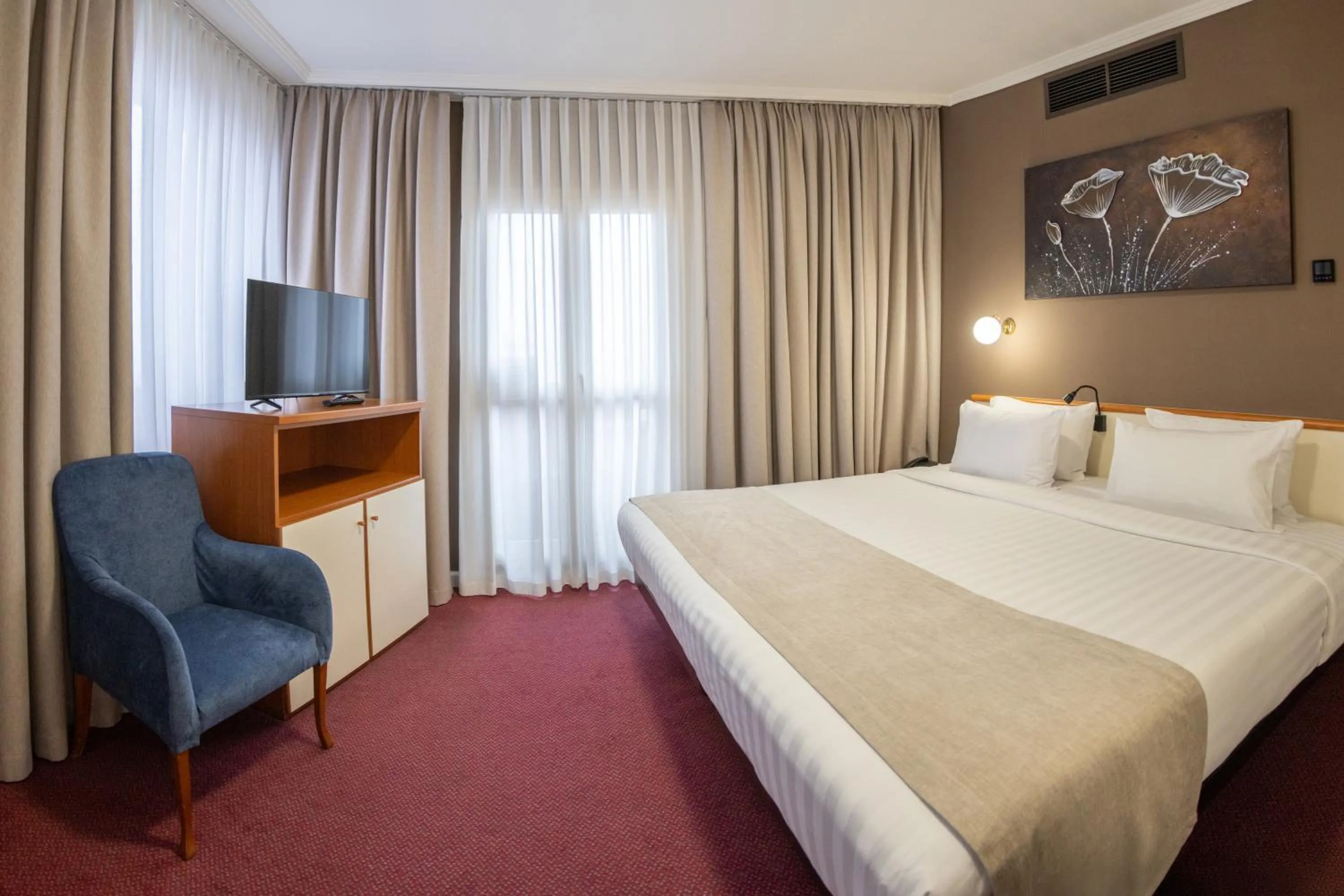 Bedroom, Bed in Best Western Plus Congress Hotel Yerevan
