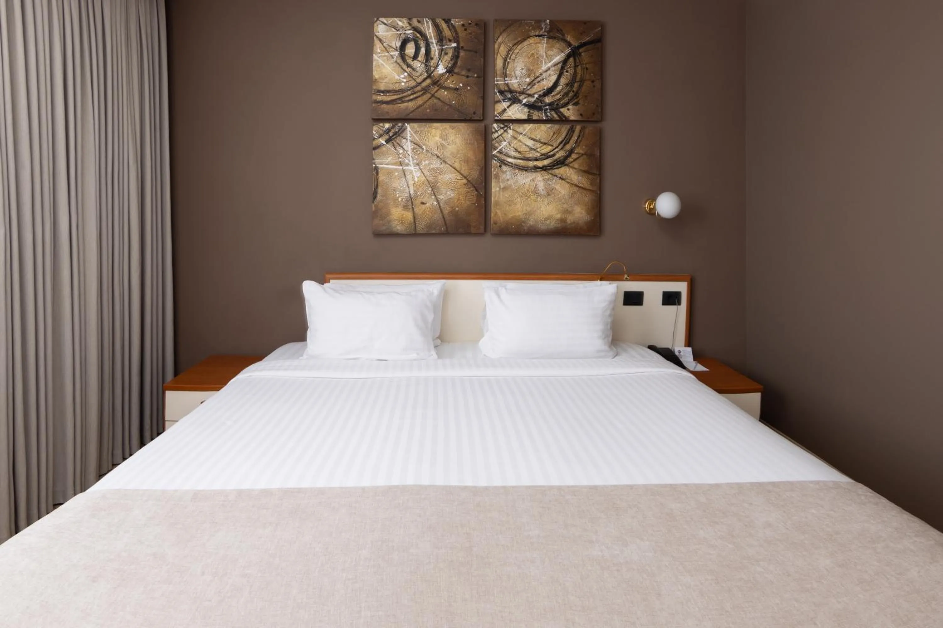 Bedroom, Bed in Best Western Plus Congress Hotel Yerevan