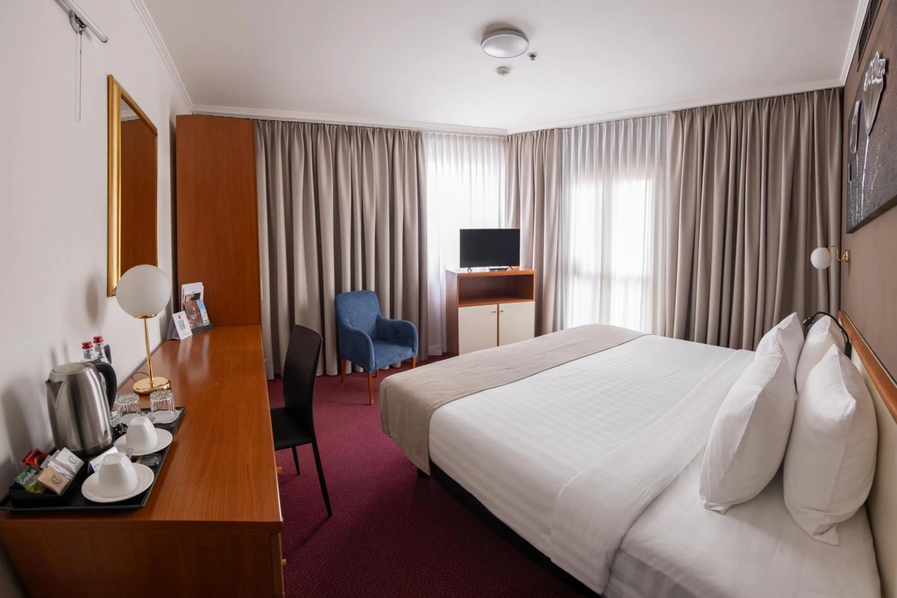 Bedroom, Bed in Best Western Plus Congress Hotel Yerevan