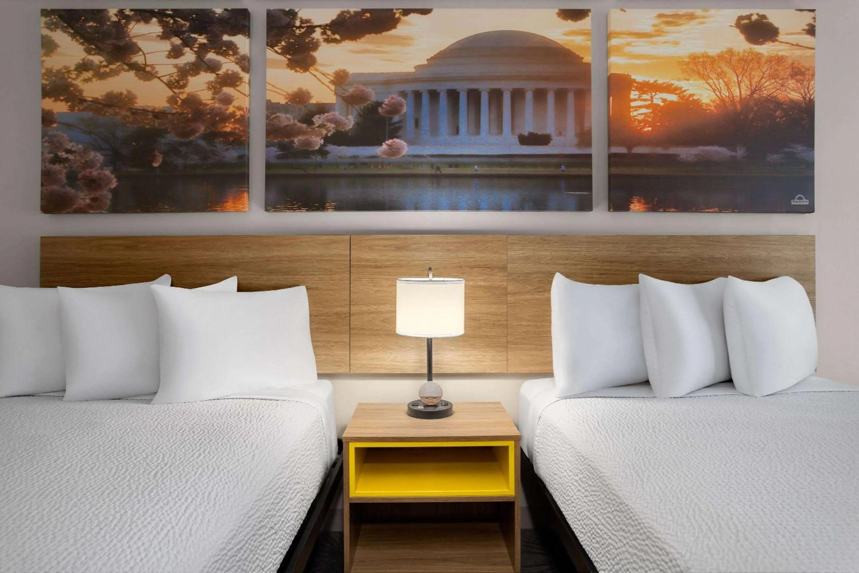 Photo of the whole room, Bed in Days Inn of Frederick by Wyndham