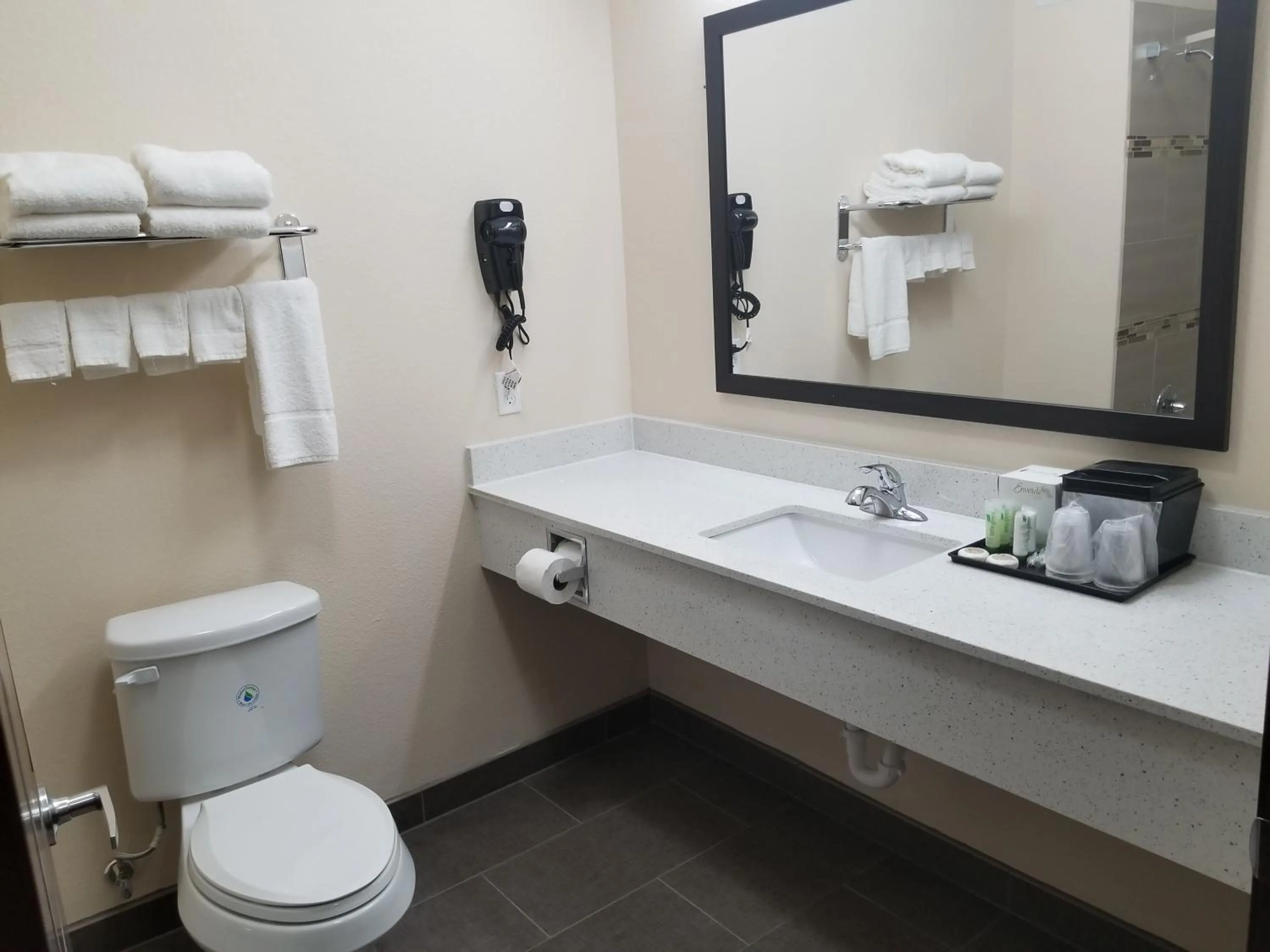 Scottish Inns & Suites