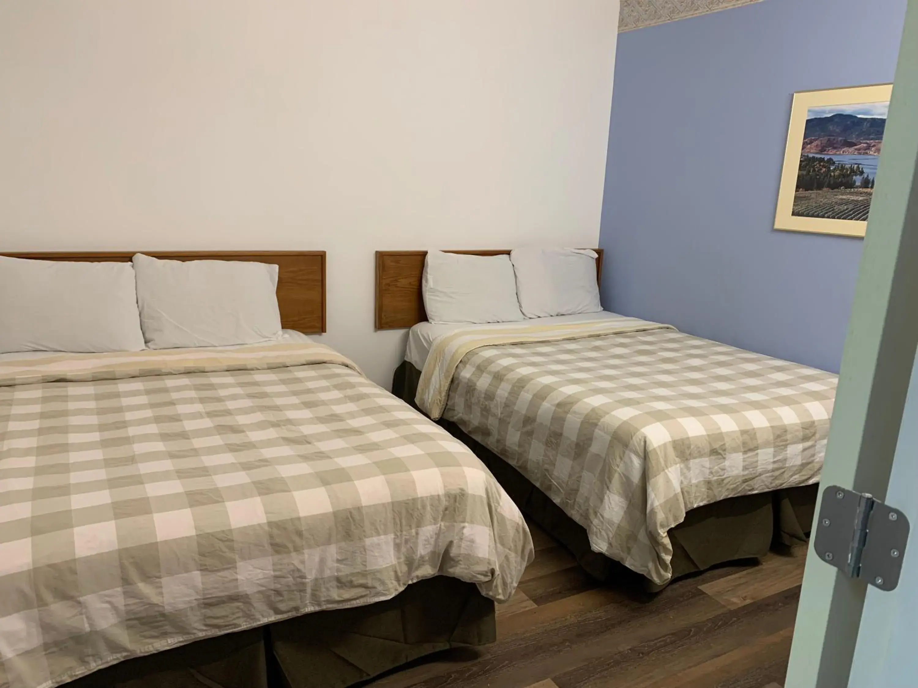 Family Suite in Swiss Sunset Inn Family Suite in Swiss Sunset Inn