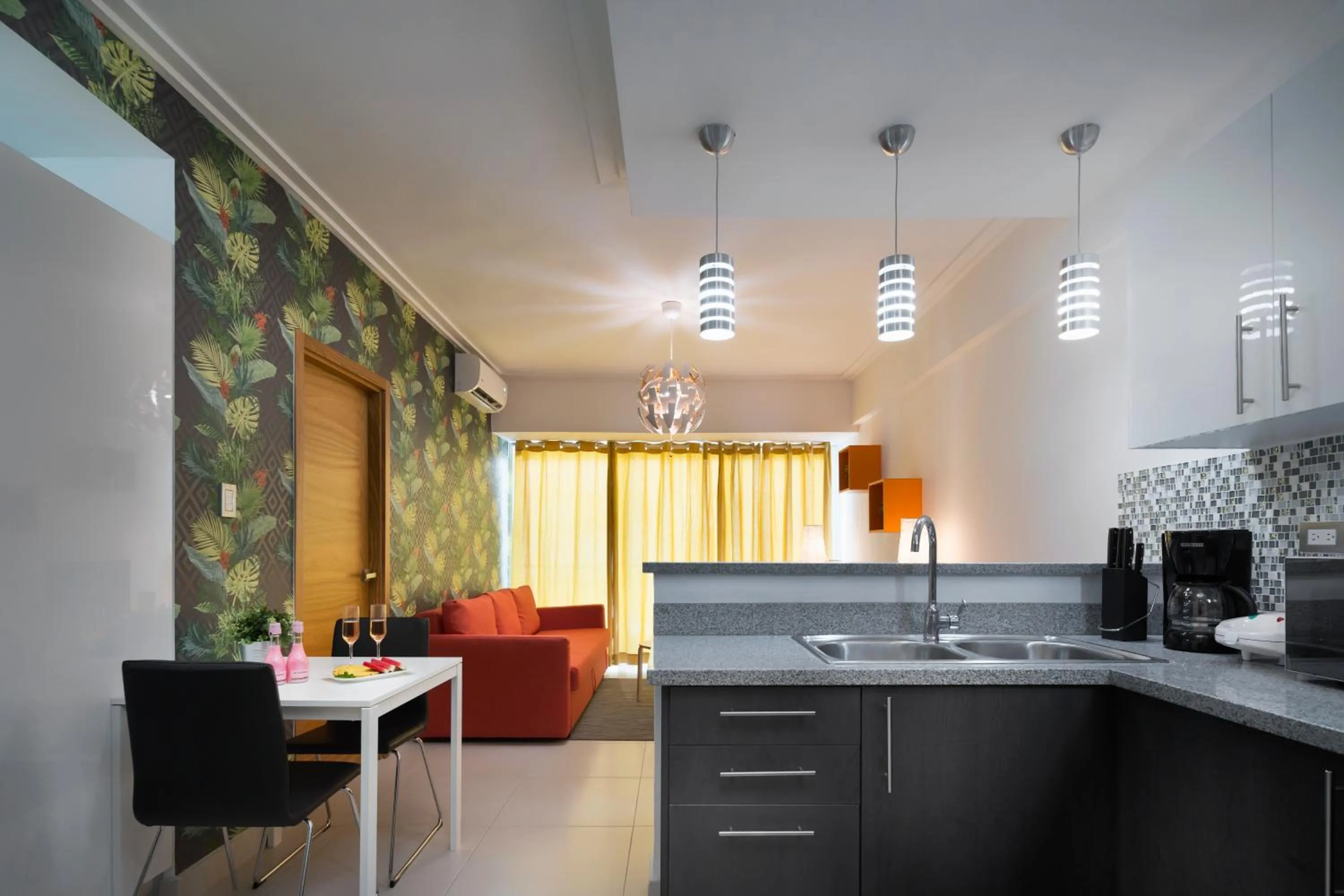 Kitchen or kitchenette in Central Park Tower