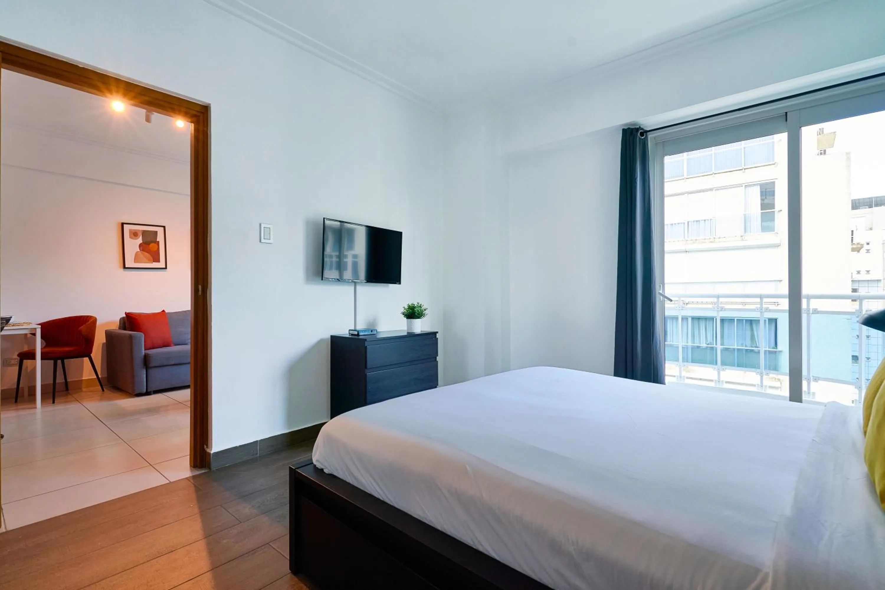 Bedroom, Bed in Central Park Tower