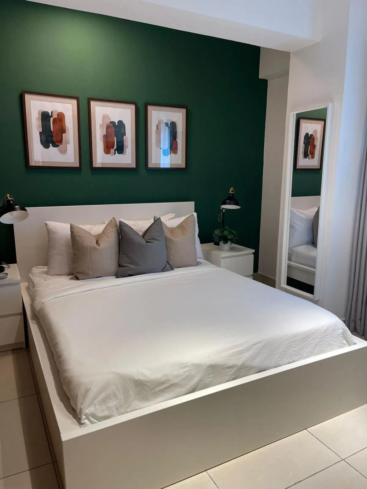 Bedroom, Bed in Central Park Tower