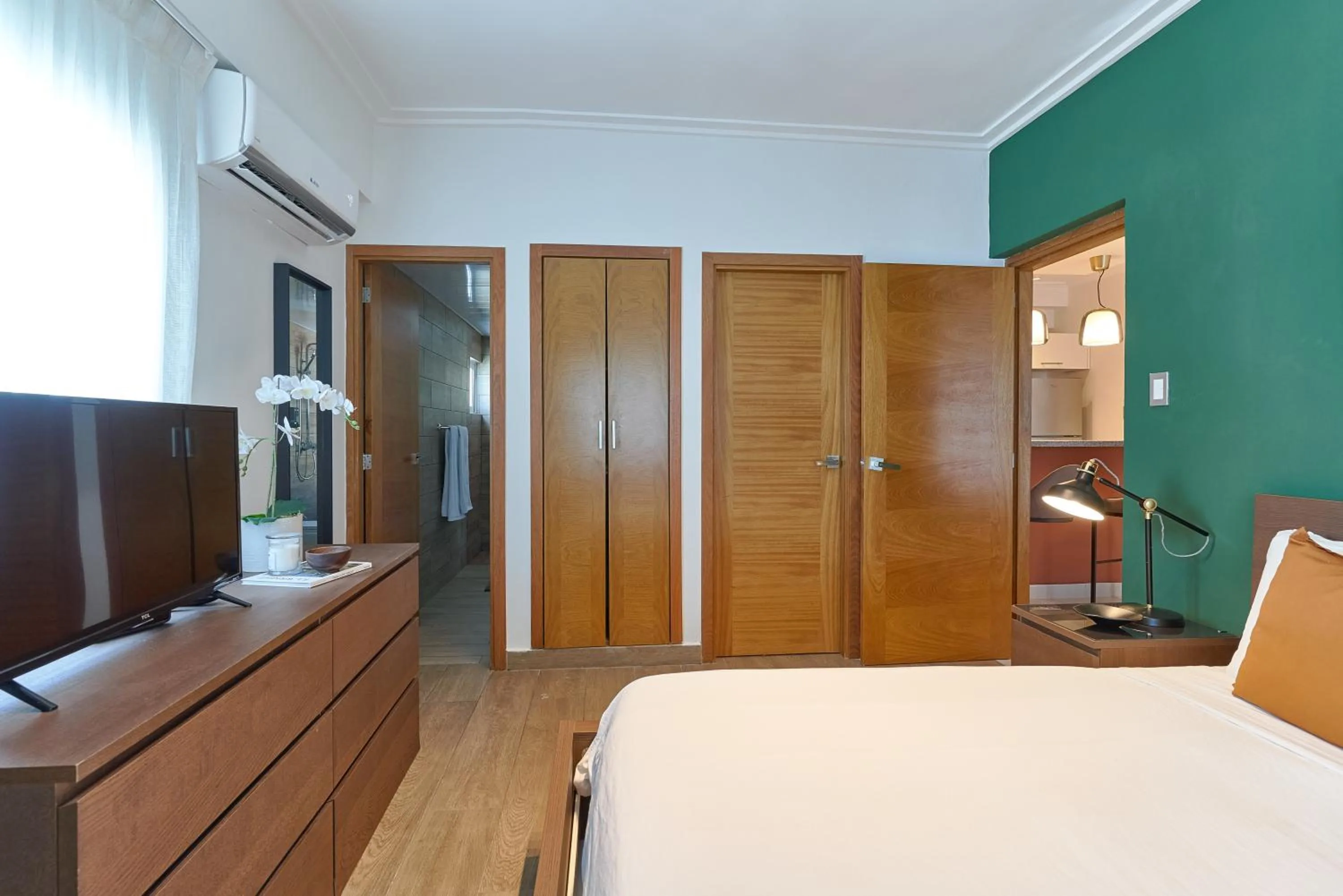 Bedroom, Bed in Central Park Tower