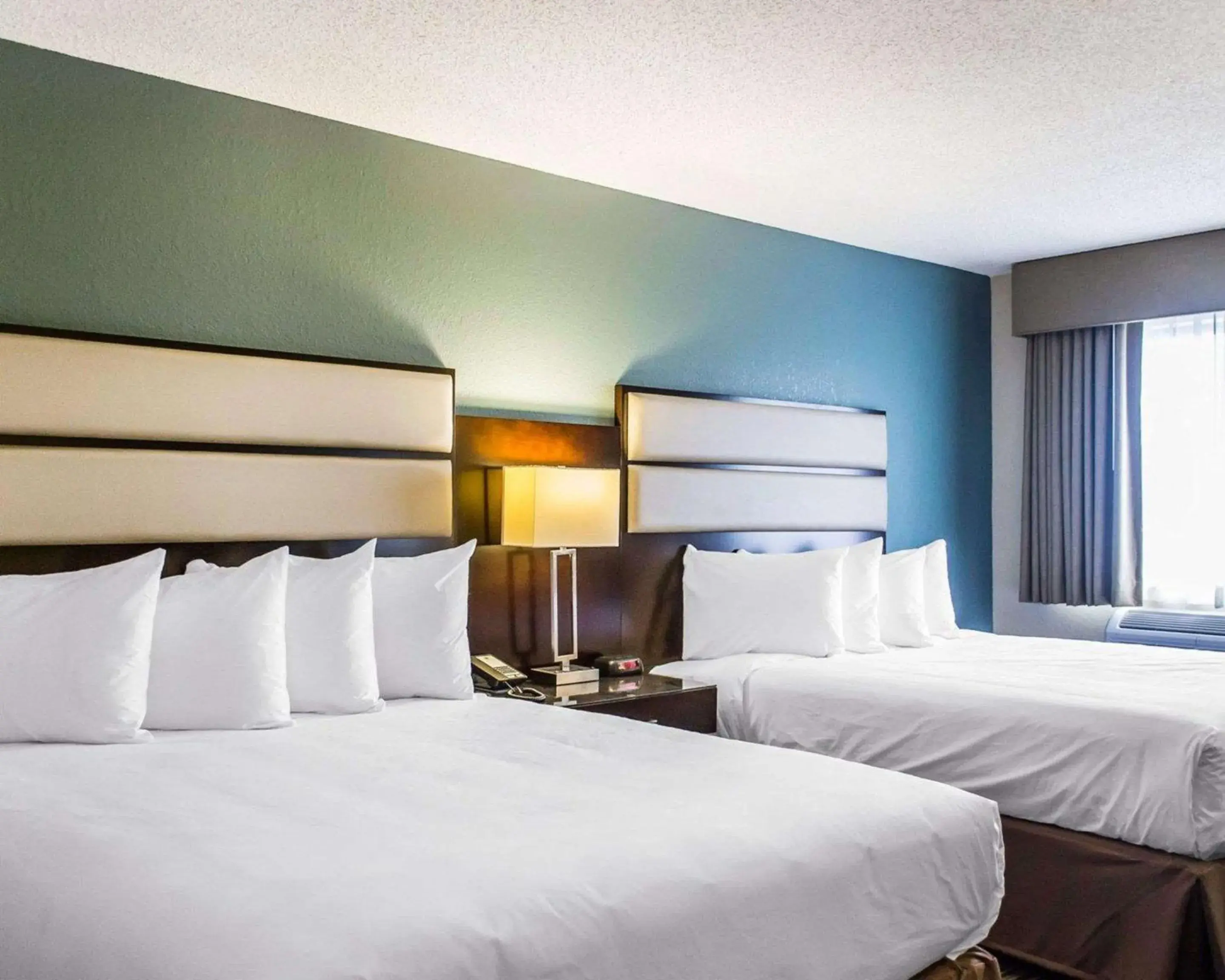 Queen Room with Two Queen Beds - Non-Smoking in Quality Inn Streetsboro - Kent Queen Room with Two Queen Beds - Non-Smoking in Quality Inn Streetsboro - Kent