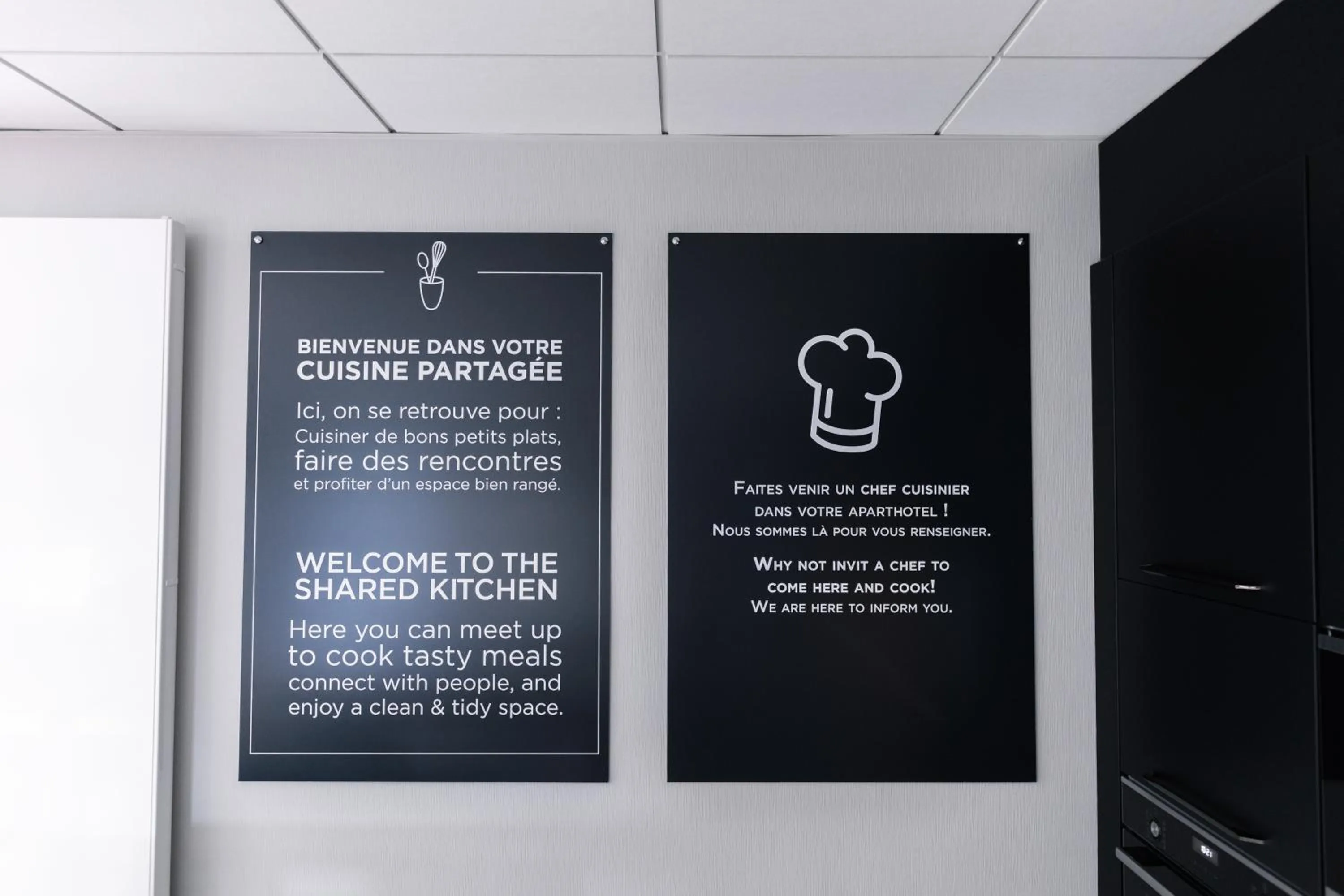 Kitchen or kitchenette in Aparthotel Adagio Bâle Mulhouse Aeroport