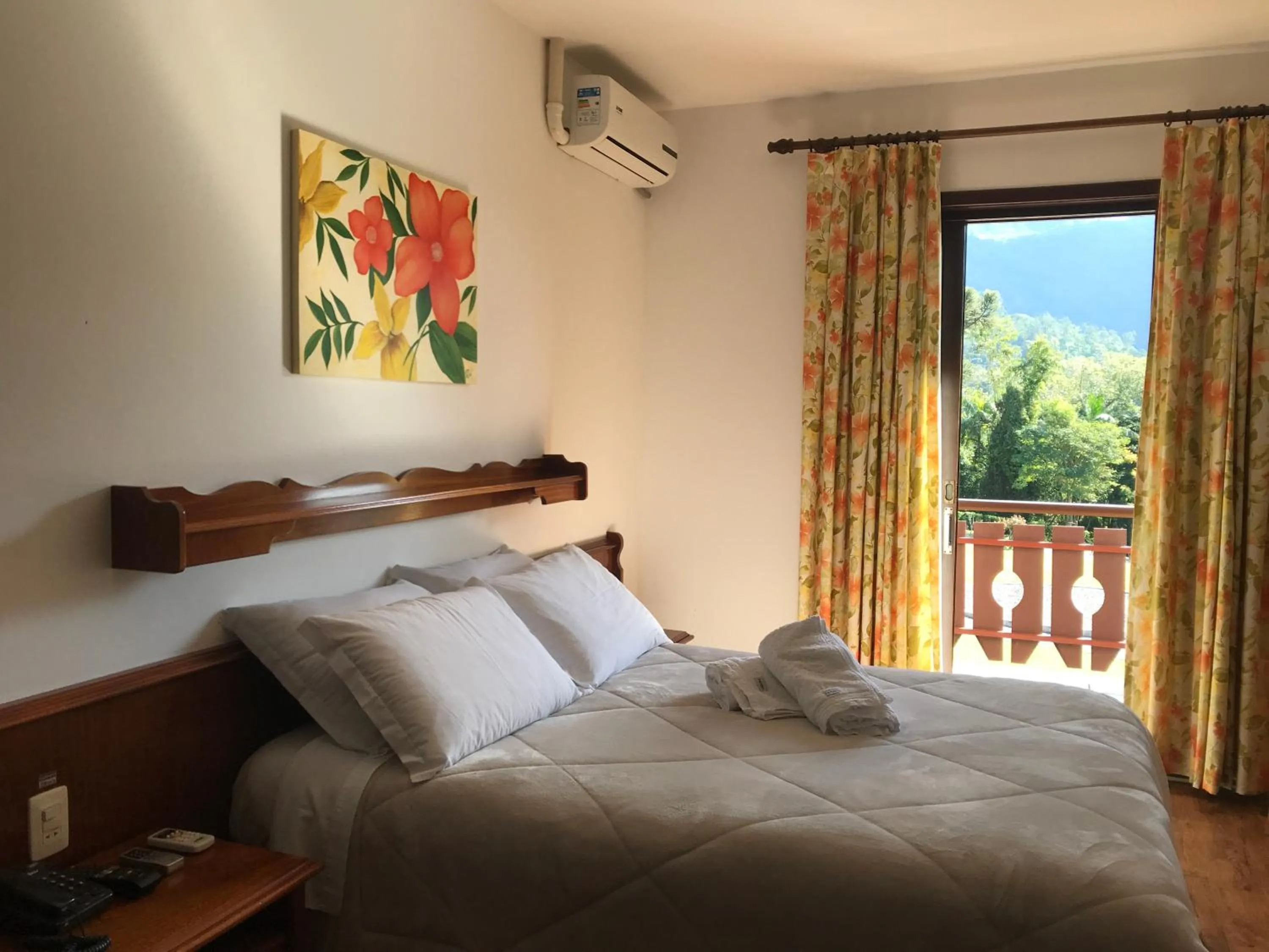 Bedroom, Bed in Hotel Bergblick