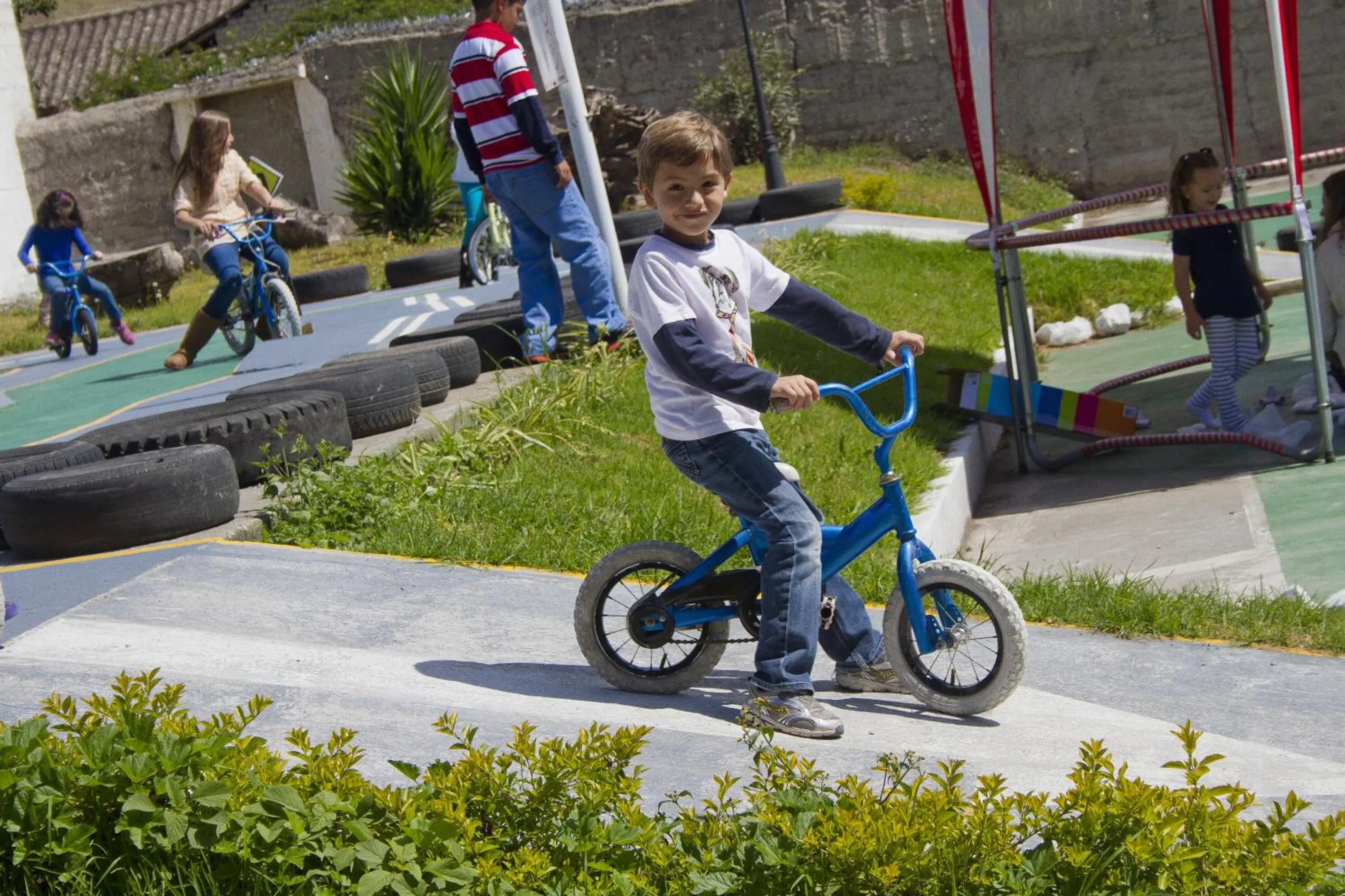 Children play ground in Hacienda Hosteria Chorlavi
