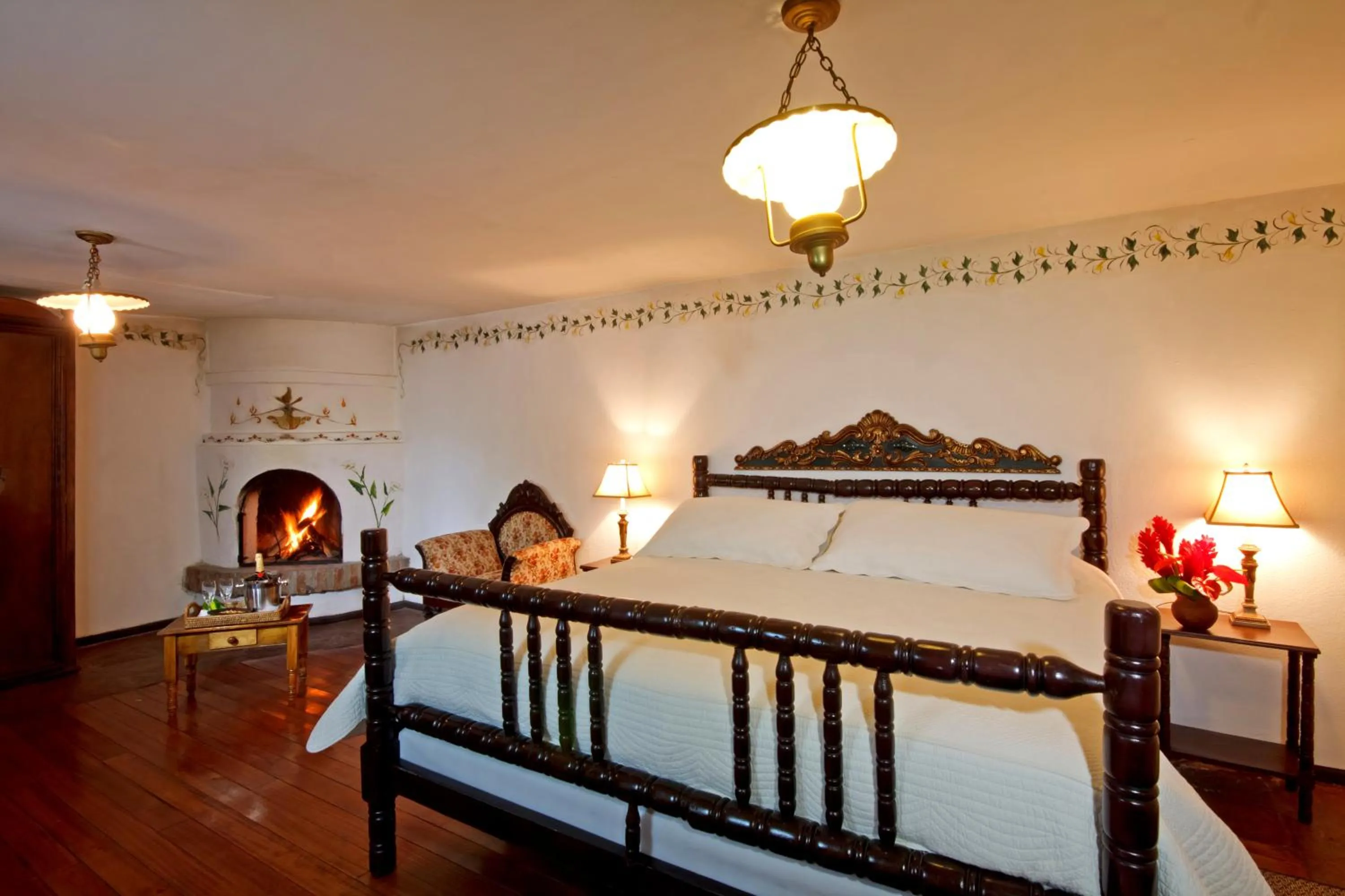 Photo of the whole room, Bed in Hacienda Hosteria Chorlavi