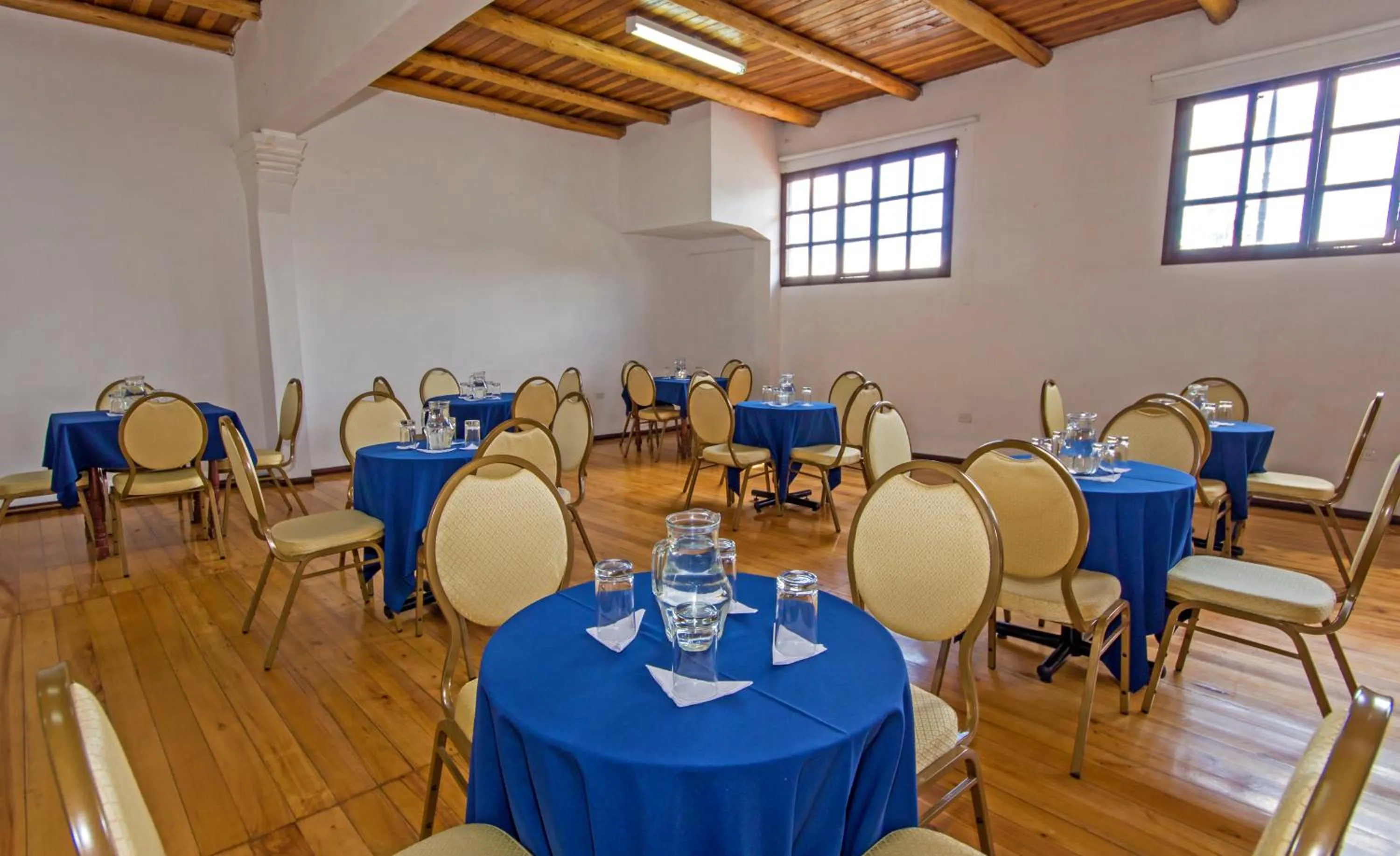 Business facilities in Hacienda Hosteria Chorlavi