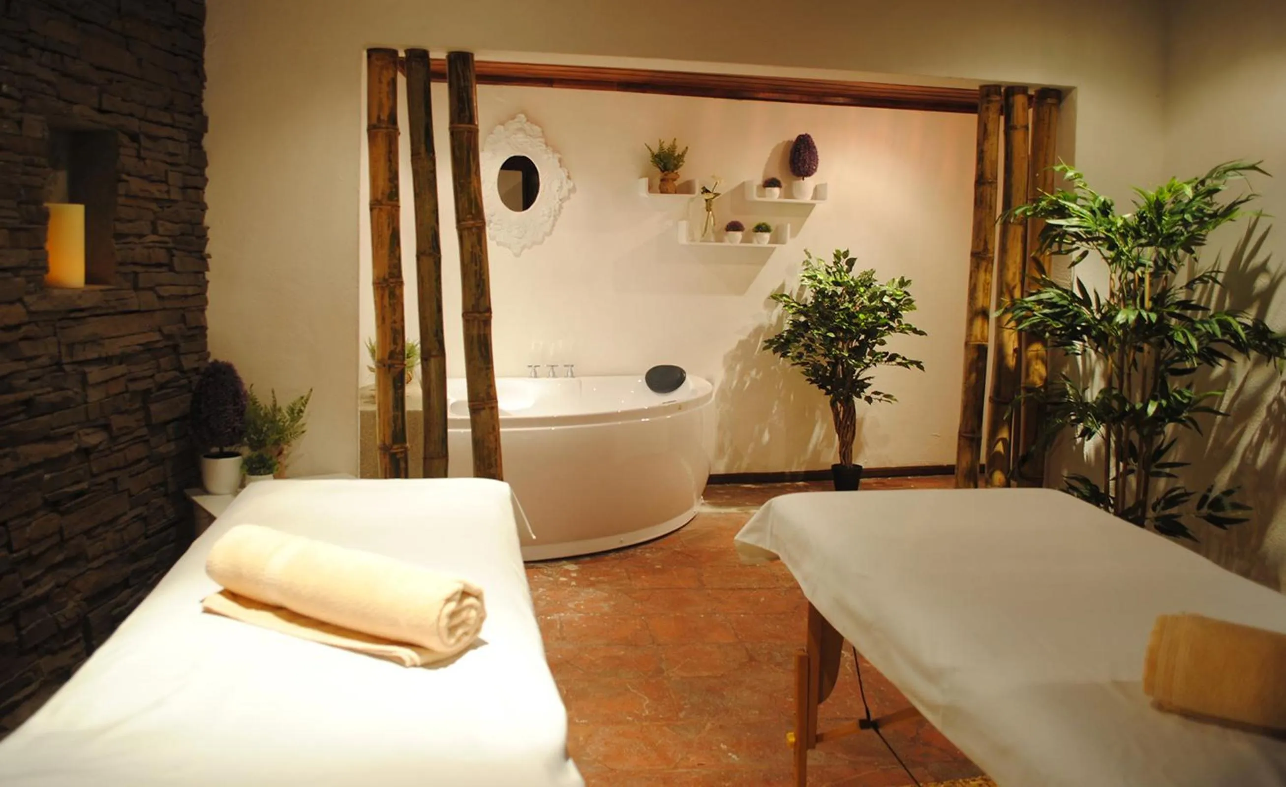 Hot Tub in Hacienda Hosteria Chorlavi