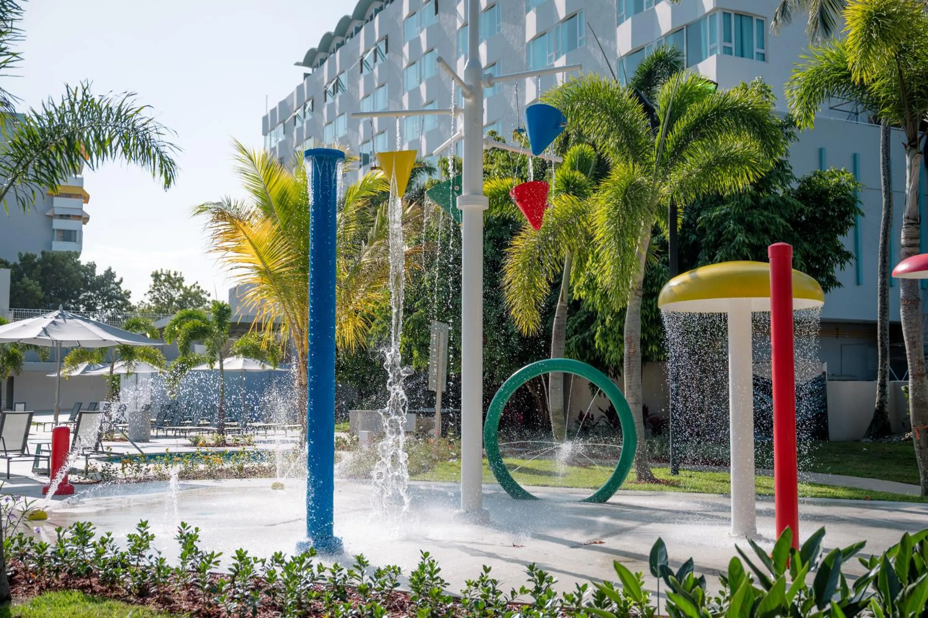 Swimming pool in Hyatt Centric San Juan Isla Verde