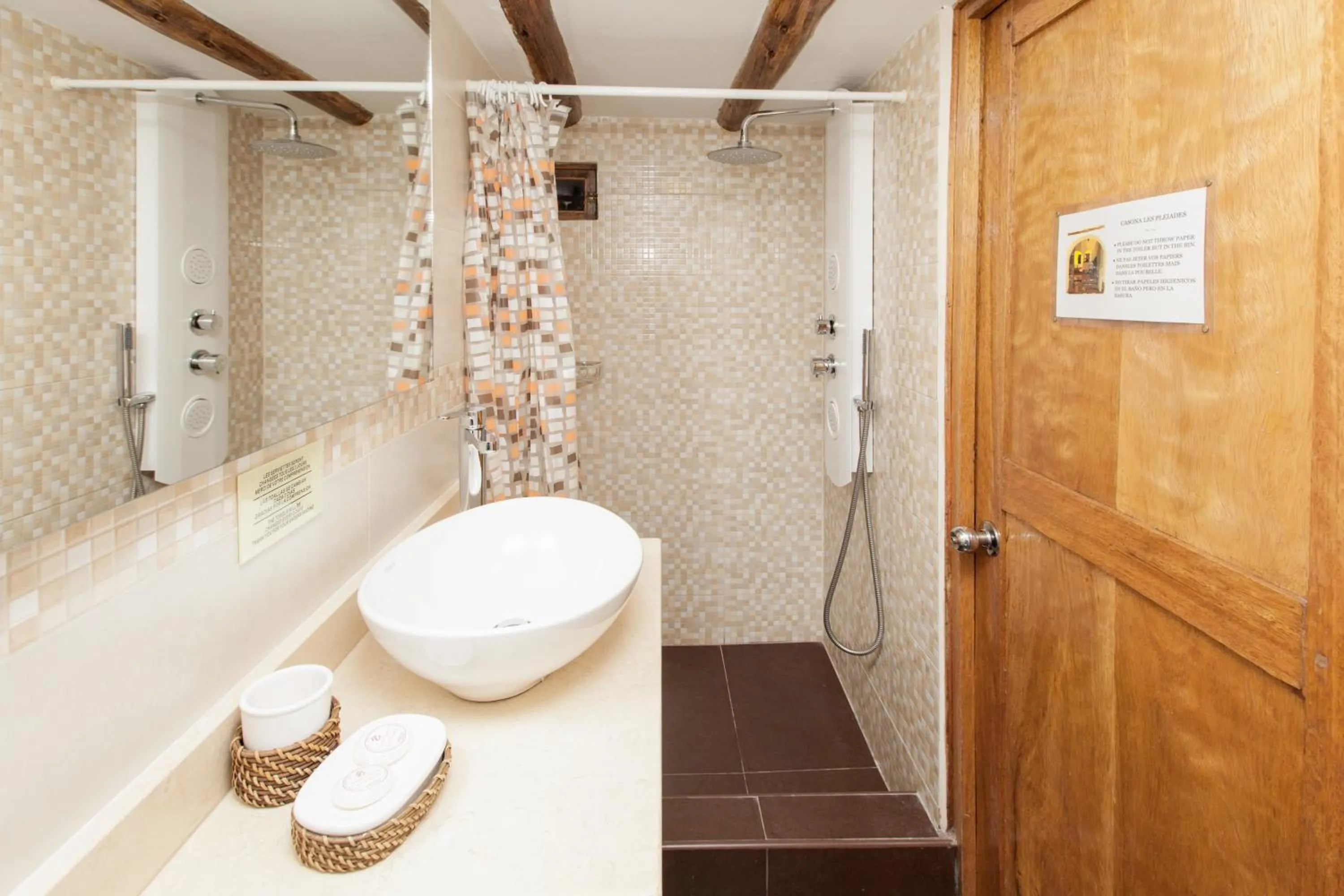 Bathroom in Casona les Pleiades