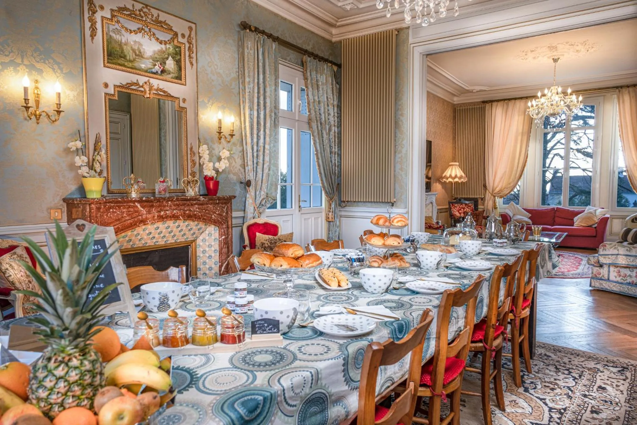 Property building in Le Château des Tourelles en Vendée