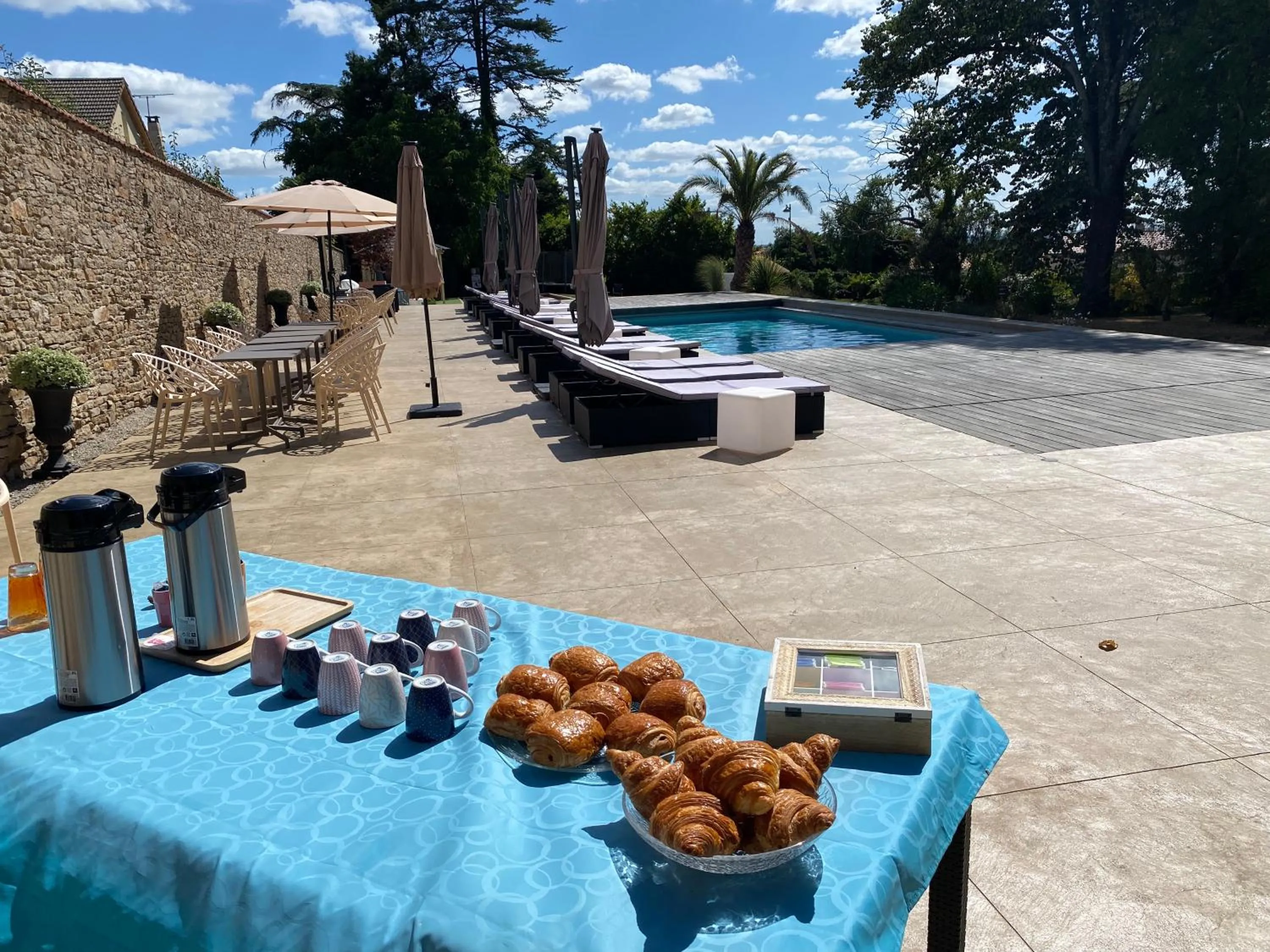 Day in Le Château des Tourelles en Vendée