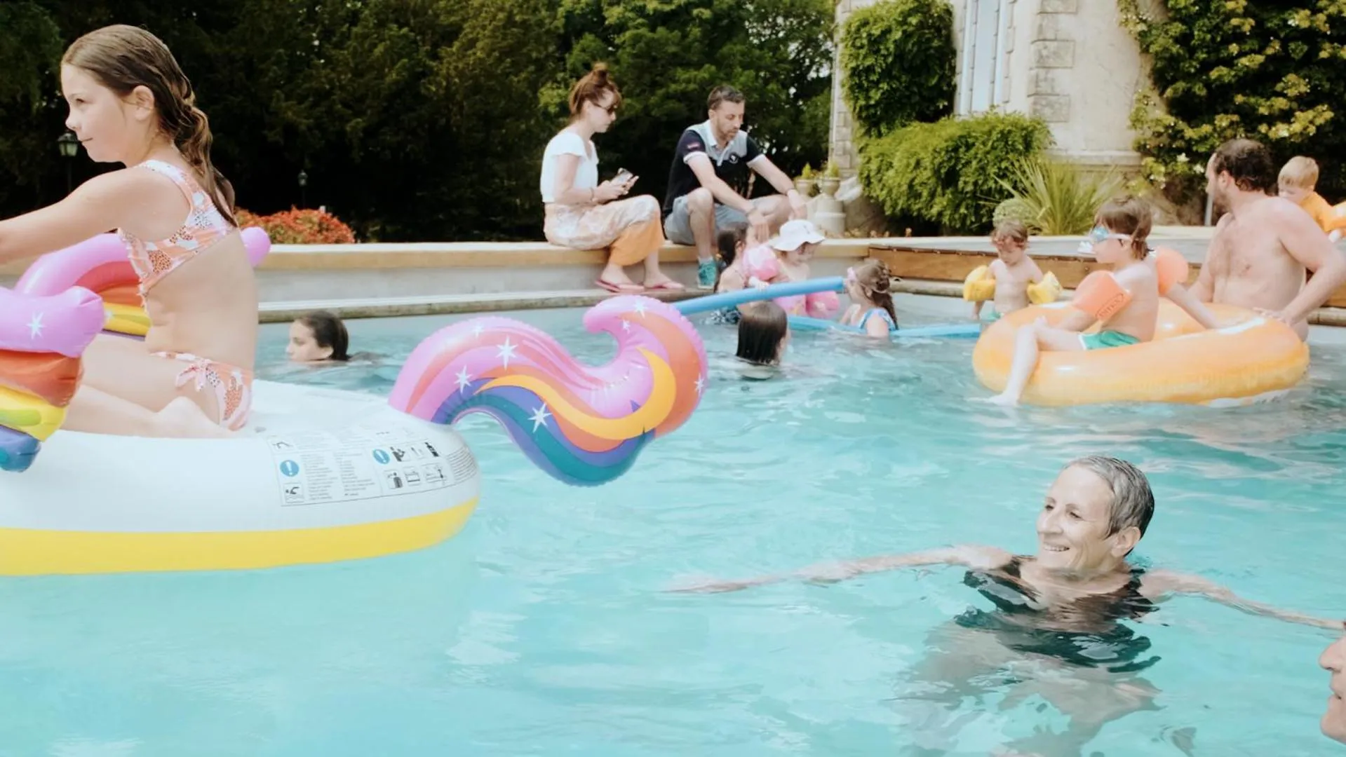 Swimming pool in Le Château des Tourelles en Vendée