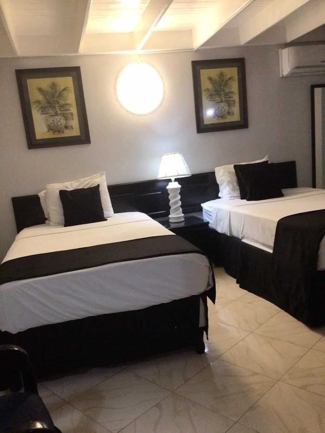 Bedroom, Bed in Mystic Ridge Paradise