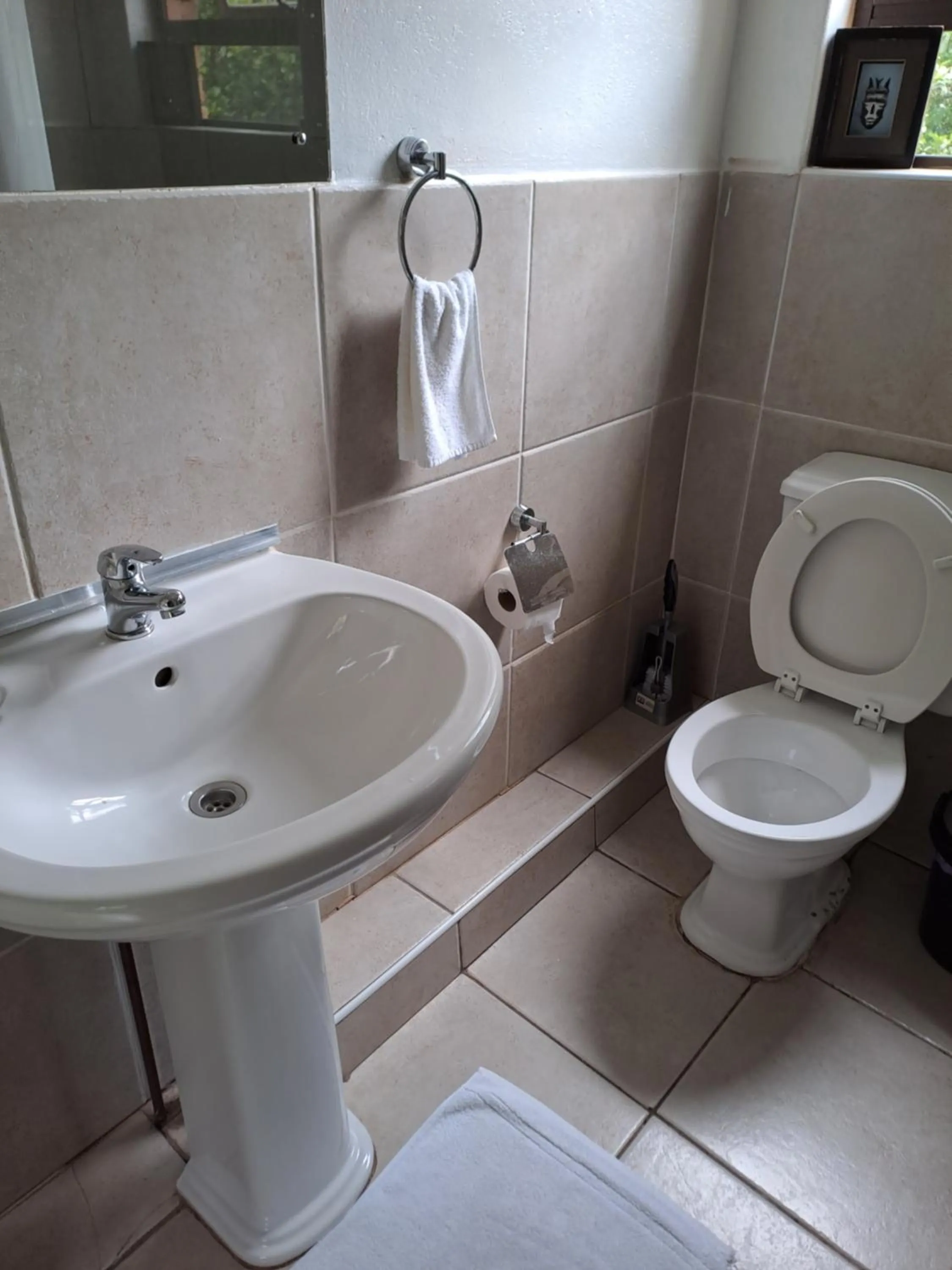 Shower in Hidden Inn