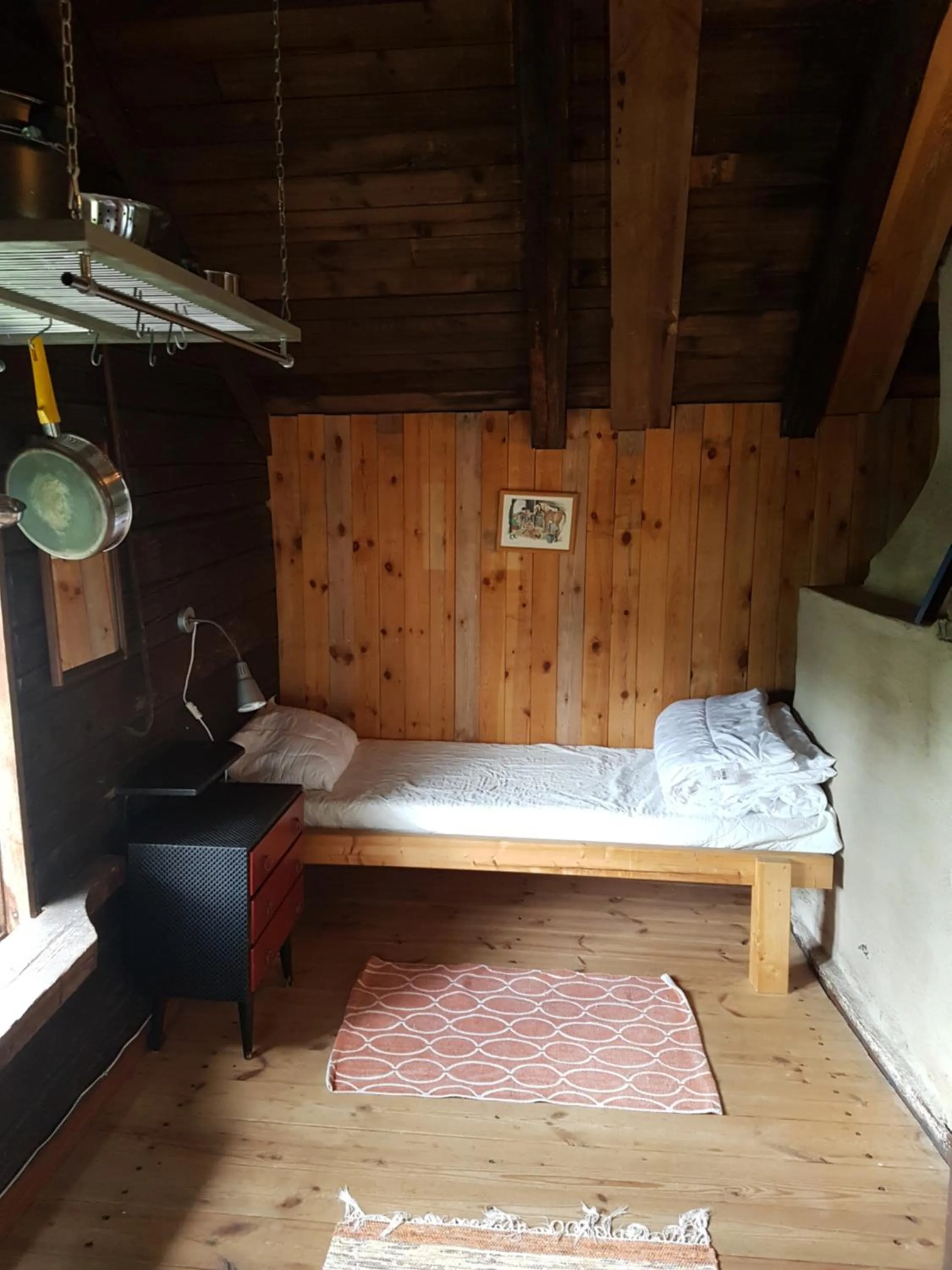 Bed in Brådtom Slusscafé & Stugor