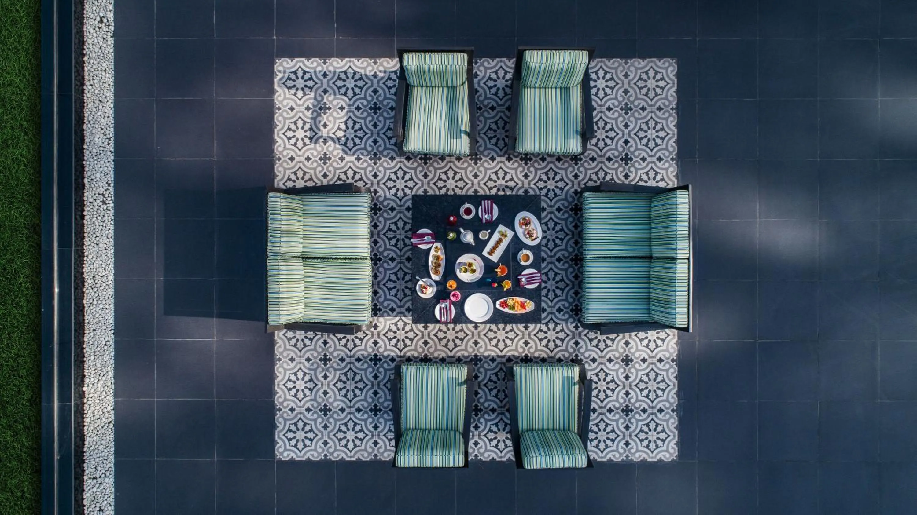 Restaurant/places to eat in Vivanta Katra Vaishno Devi